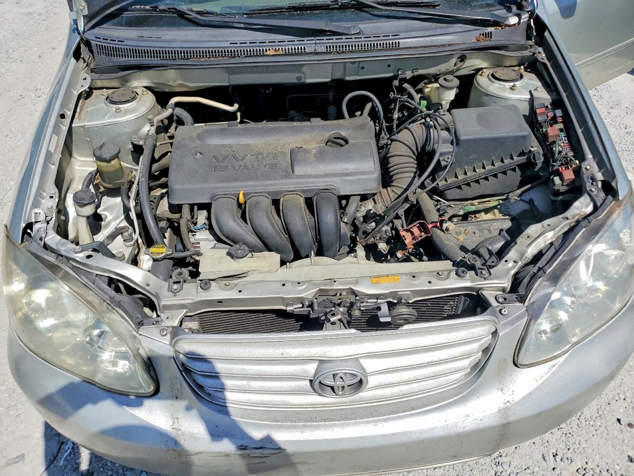2004 Toyota Corolla Le Gray vin: JTDBR32E842037073
