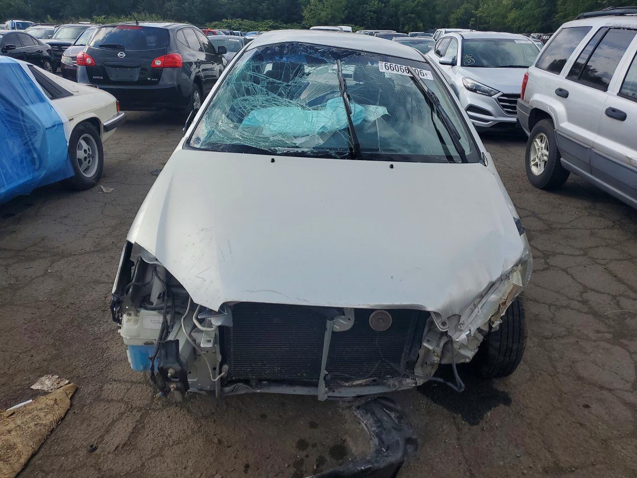 2004 Toyota Corolla Ce Серебряный vin: JTDBR32E842040538