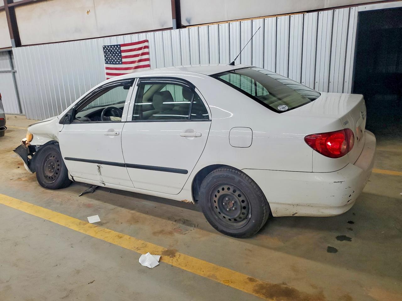 2005 Toyota Corolla Ce White vin: JTDBR32E852049564