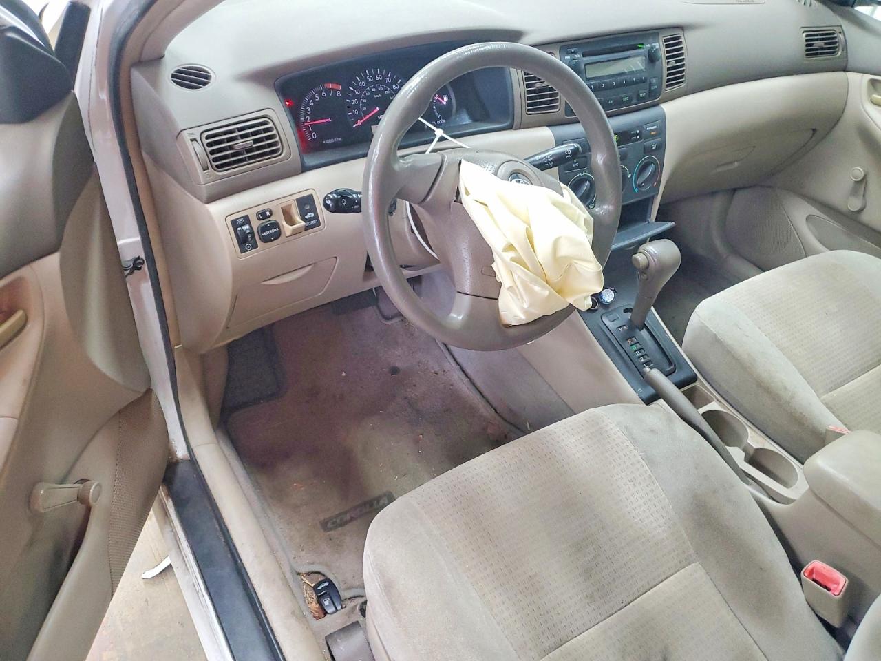 2005 Toyota Corolla Ce White vin: JTDBR32E852049564