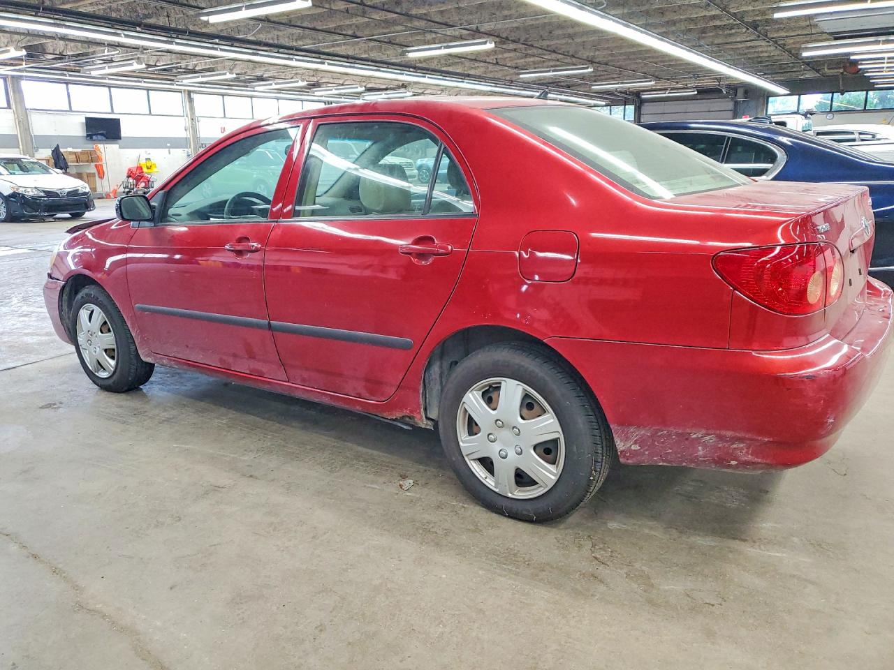 2006 Toyota Corolla Ce Red vin: JTDBR32E860071710