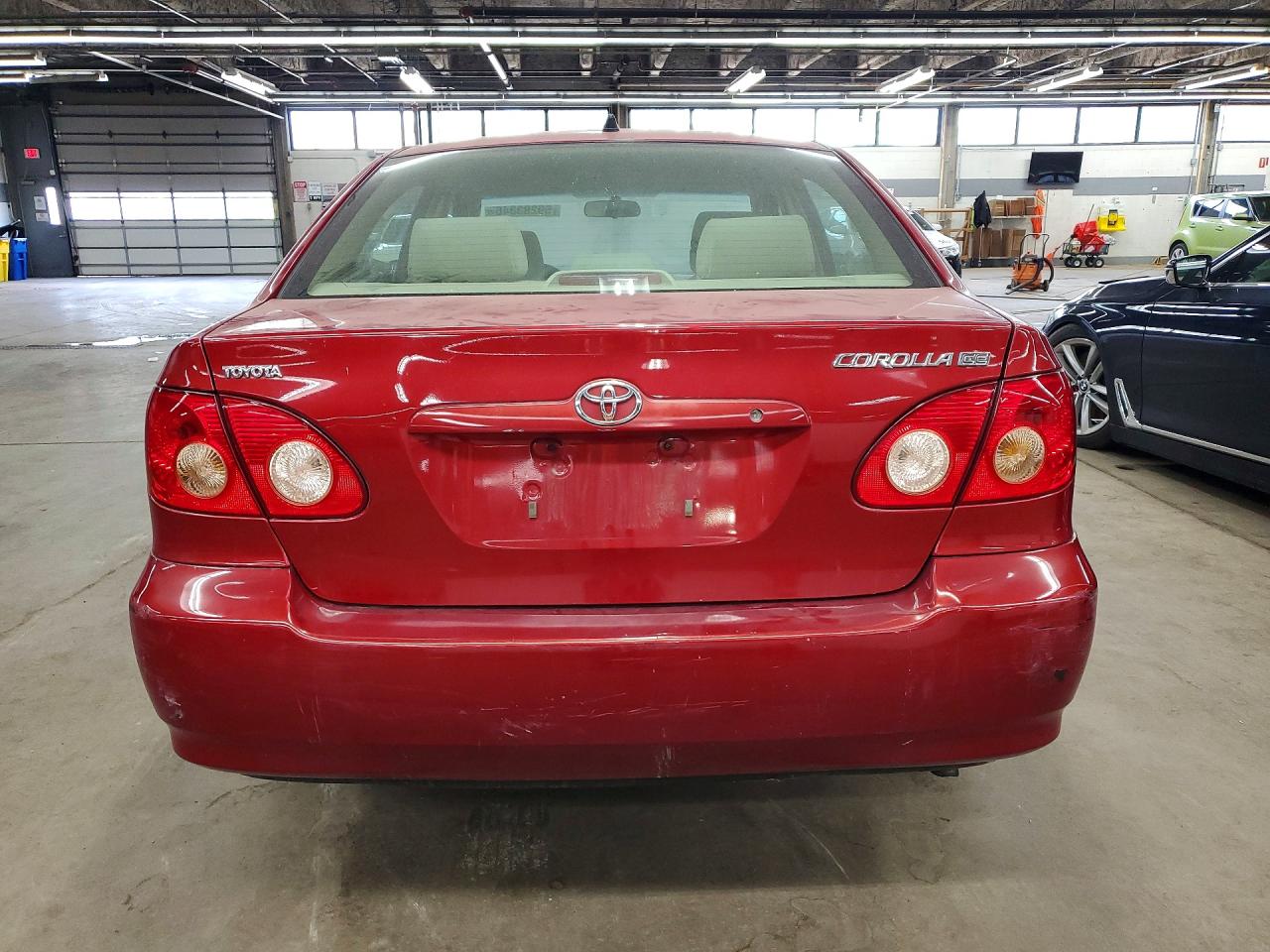 2006 Toyota Corolla Ce Red vin: JTDBR32E860071710