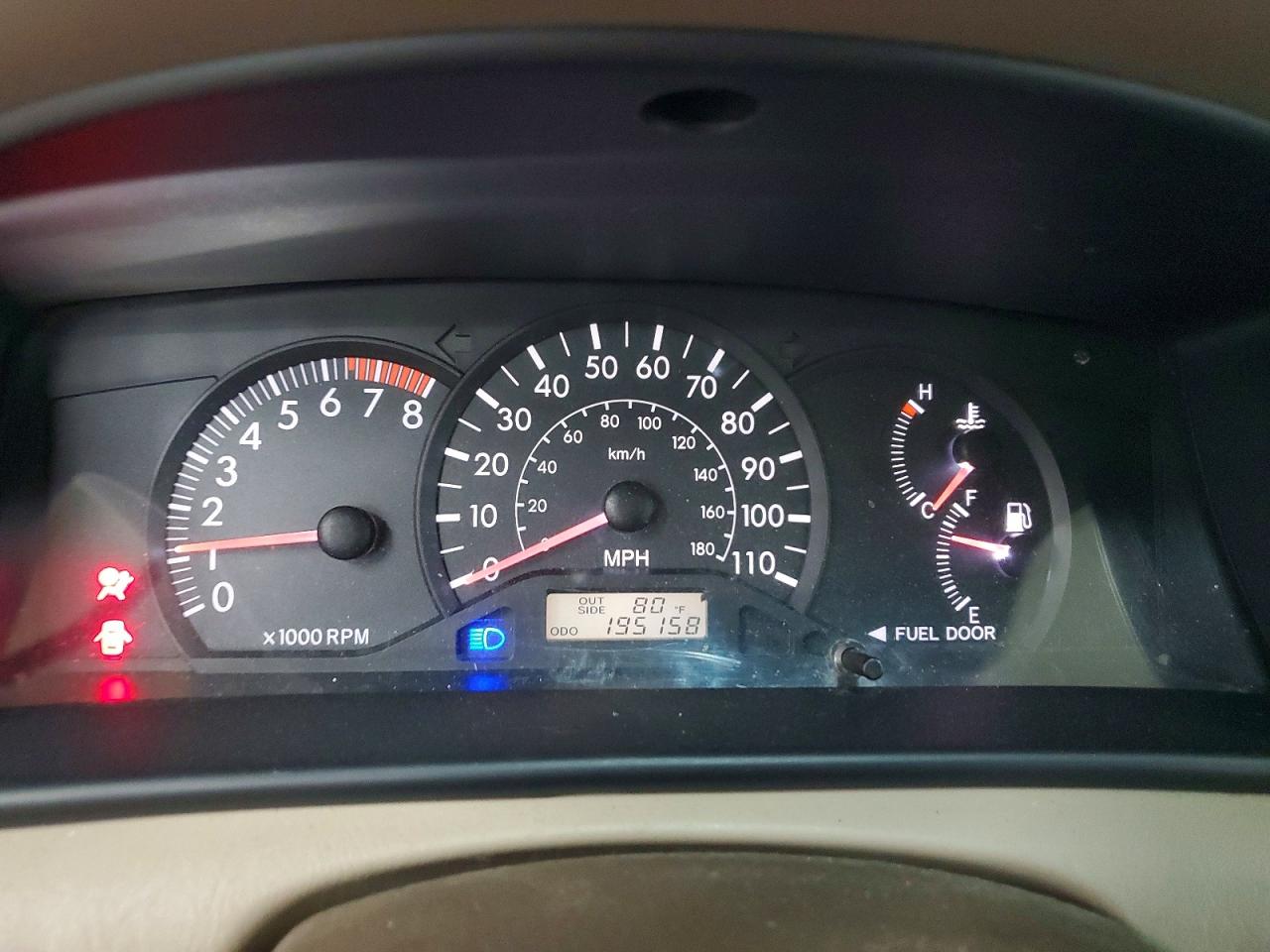 2006 Toyota Corolla Ce Red vin: JTDBR32E860071710