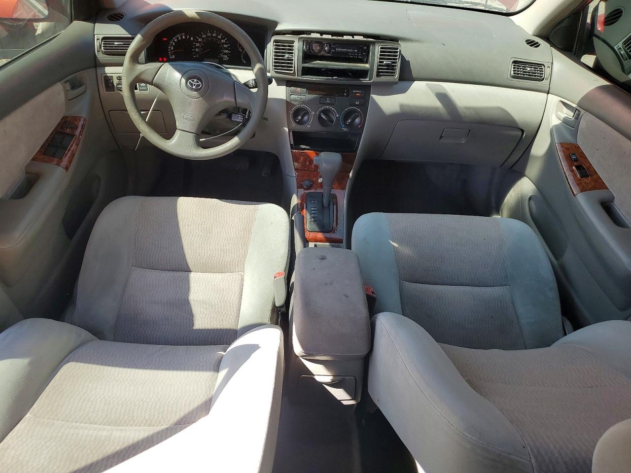 2006 Toyota Corolla Le Red vin: JTDBR32E860085817
