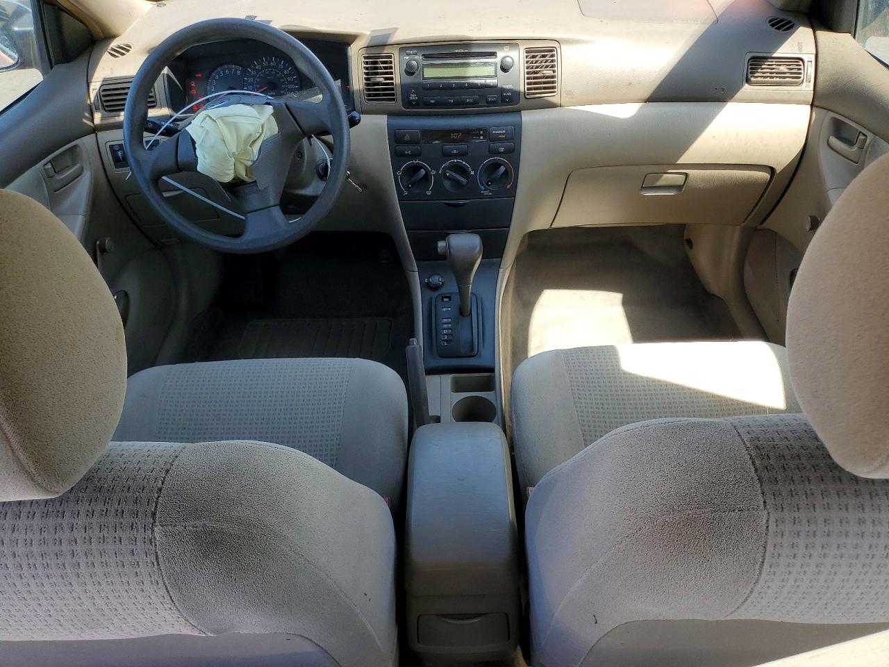 2007 Toyota Corolla Ce Red vin: JTDBR32E870104450
