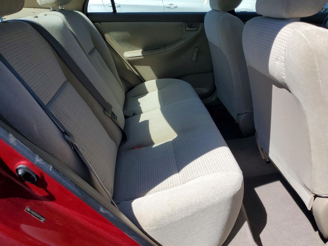 2007 Toyota Corolla Ce Red vin: JTDBR32E870104450