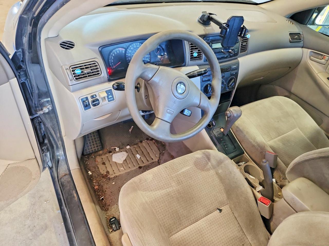 2007 Toyota Corolla Ce Black vin: JTDBR32E870133530