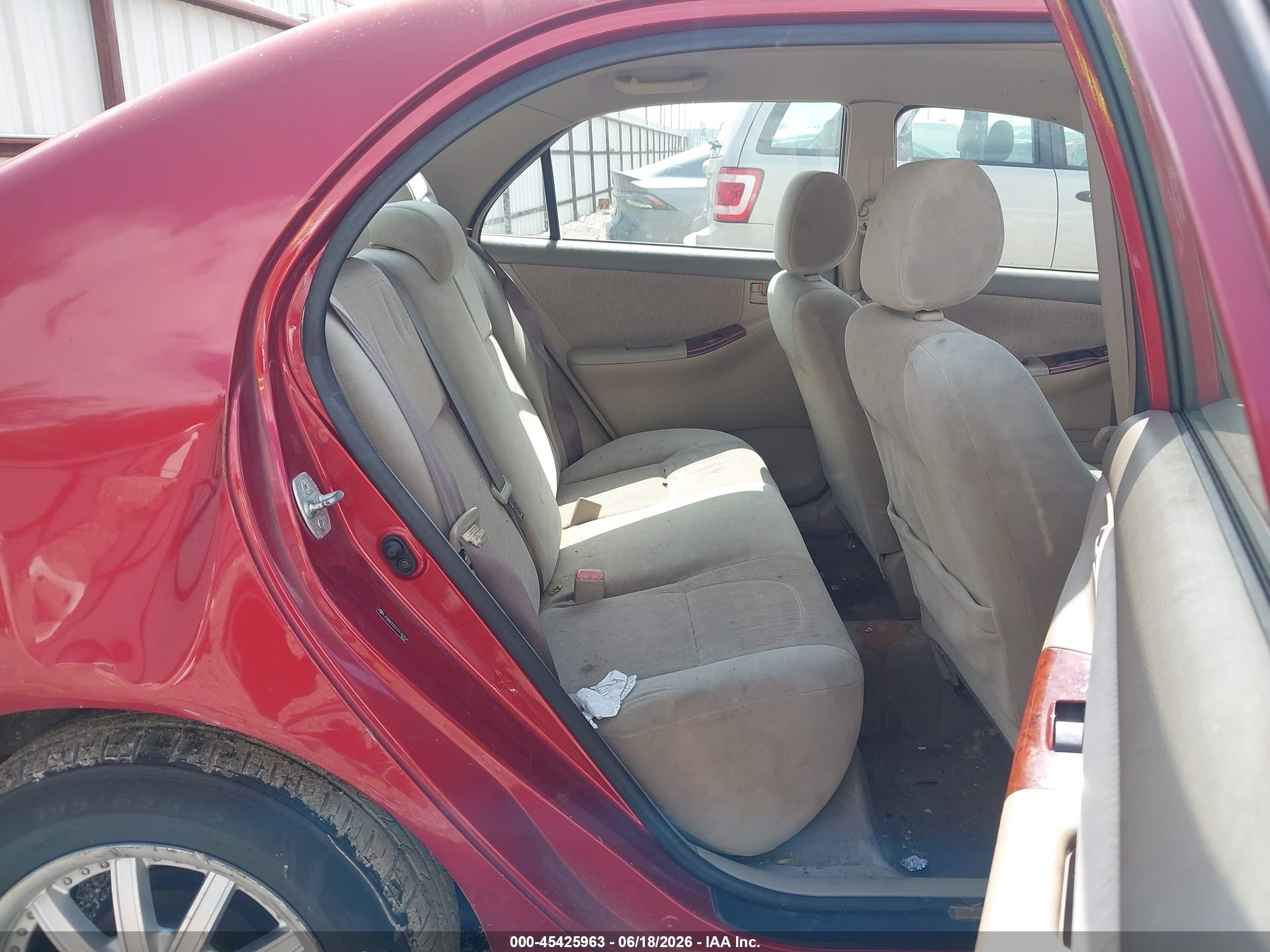 2007 Toyota Corolla Le Red vin: JTDBR32E870136704