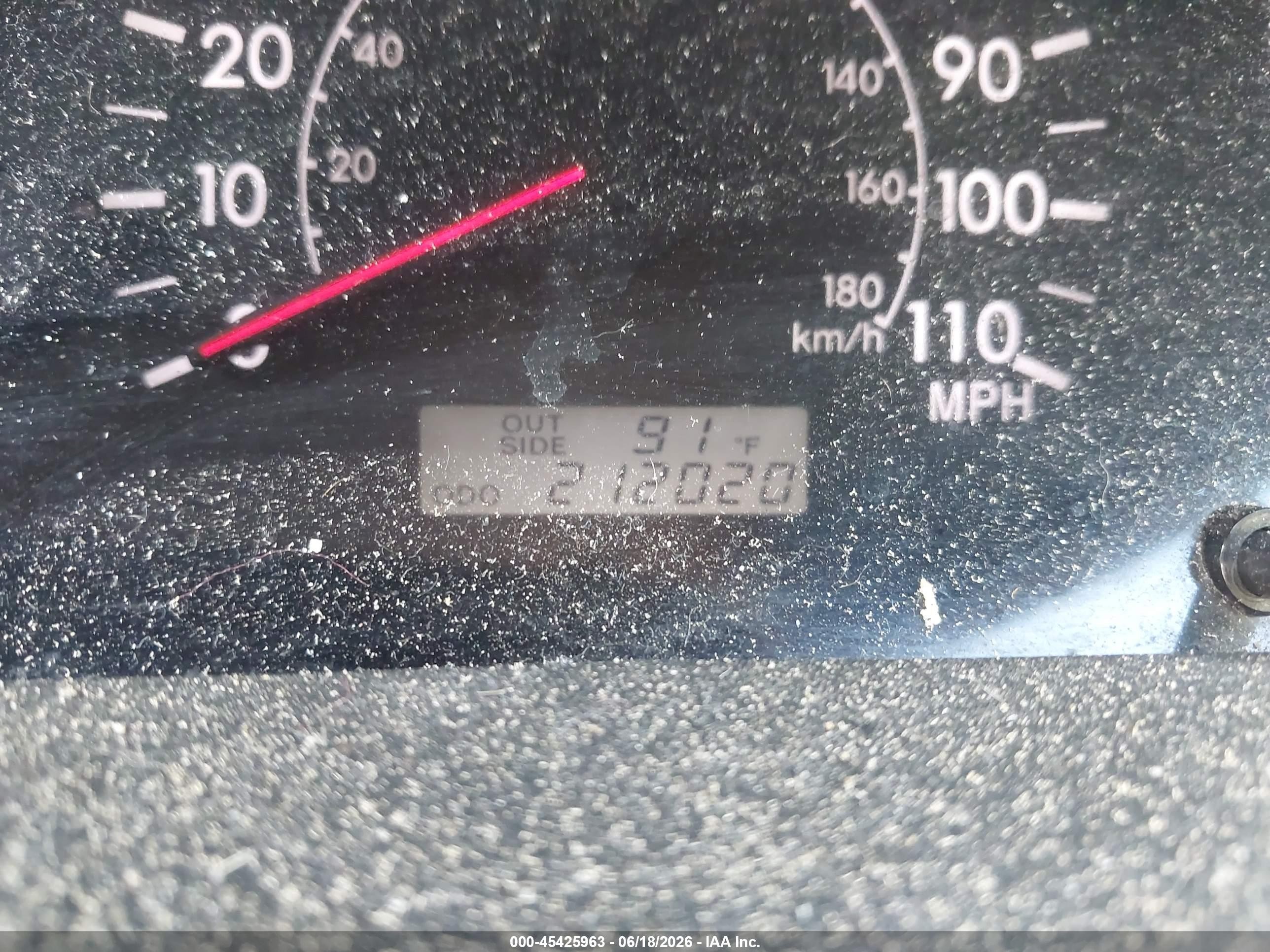 2007 Toyota Corolla Le Red vin: JTDBR32E870136704