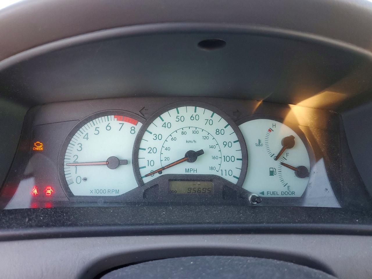 2003 Toyota Corolla Ce Silver vin: JTDBR32E930008546