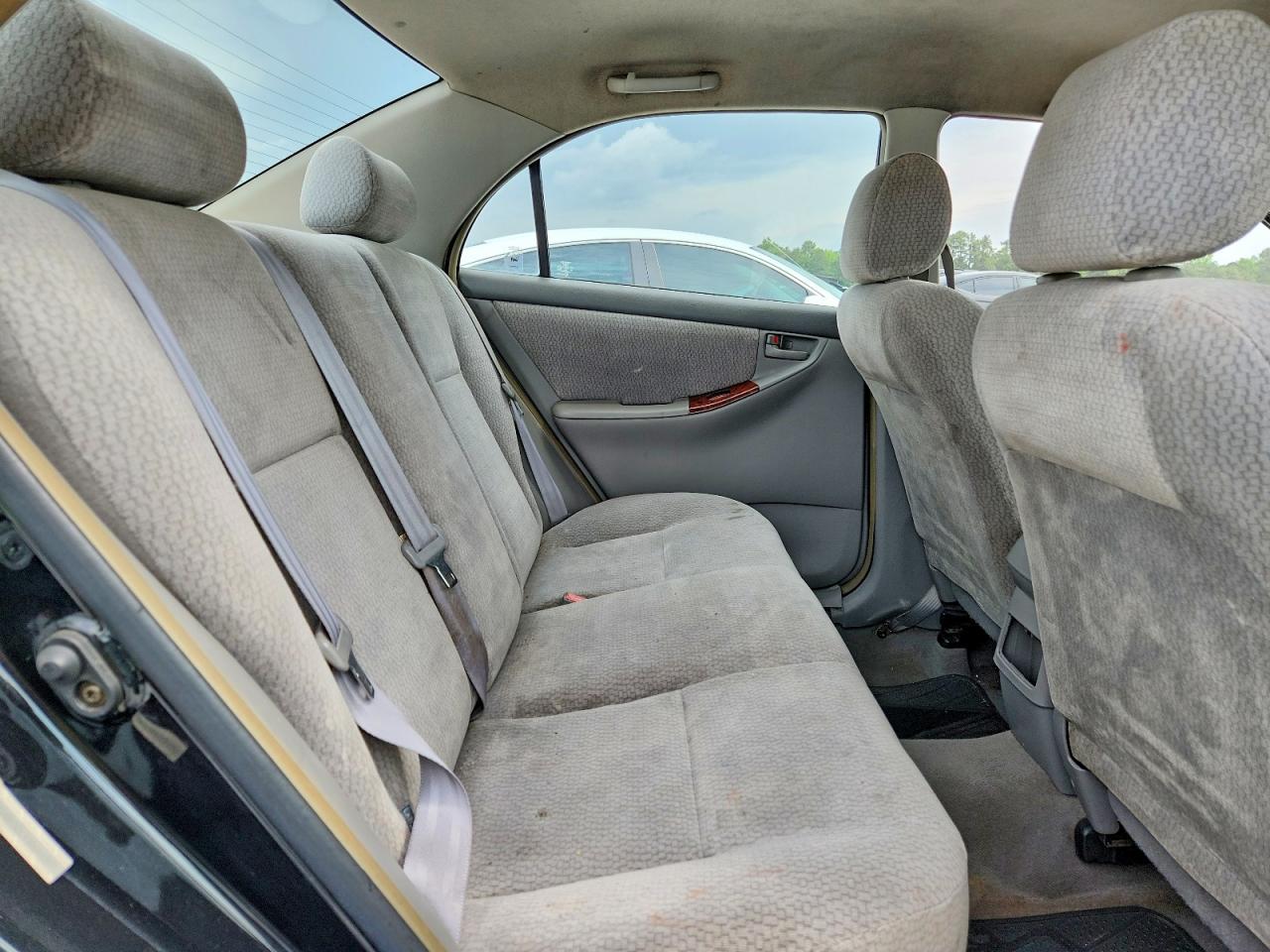 2003 Toyota Corolla Le Черный vin: JTDBR32E930049937