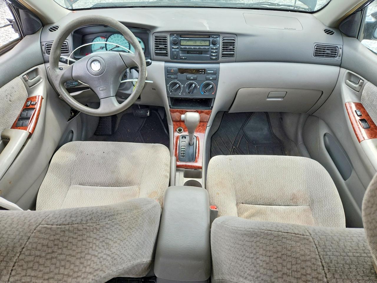 2003 Toyota Corolla Le Черный vin: JTDBR32E930049937