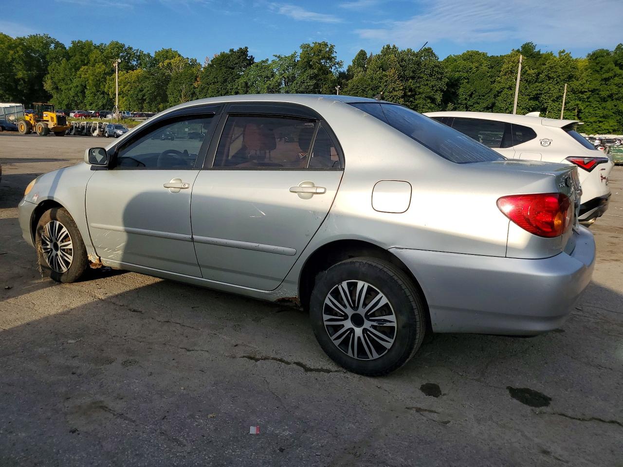 2003 Toyota Corolla Le Silver vin: JTDBR32E932000919