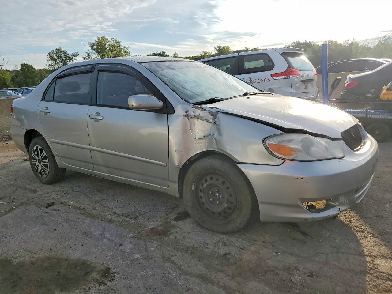 2003 Toyota Corolla Le Silver vin: JTDBR32E932000919