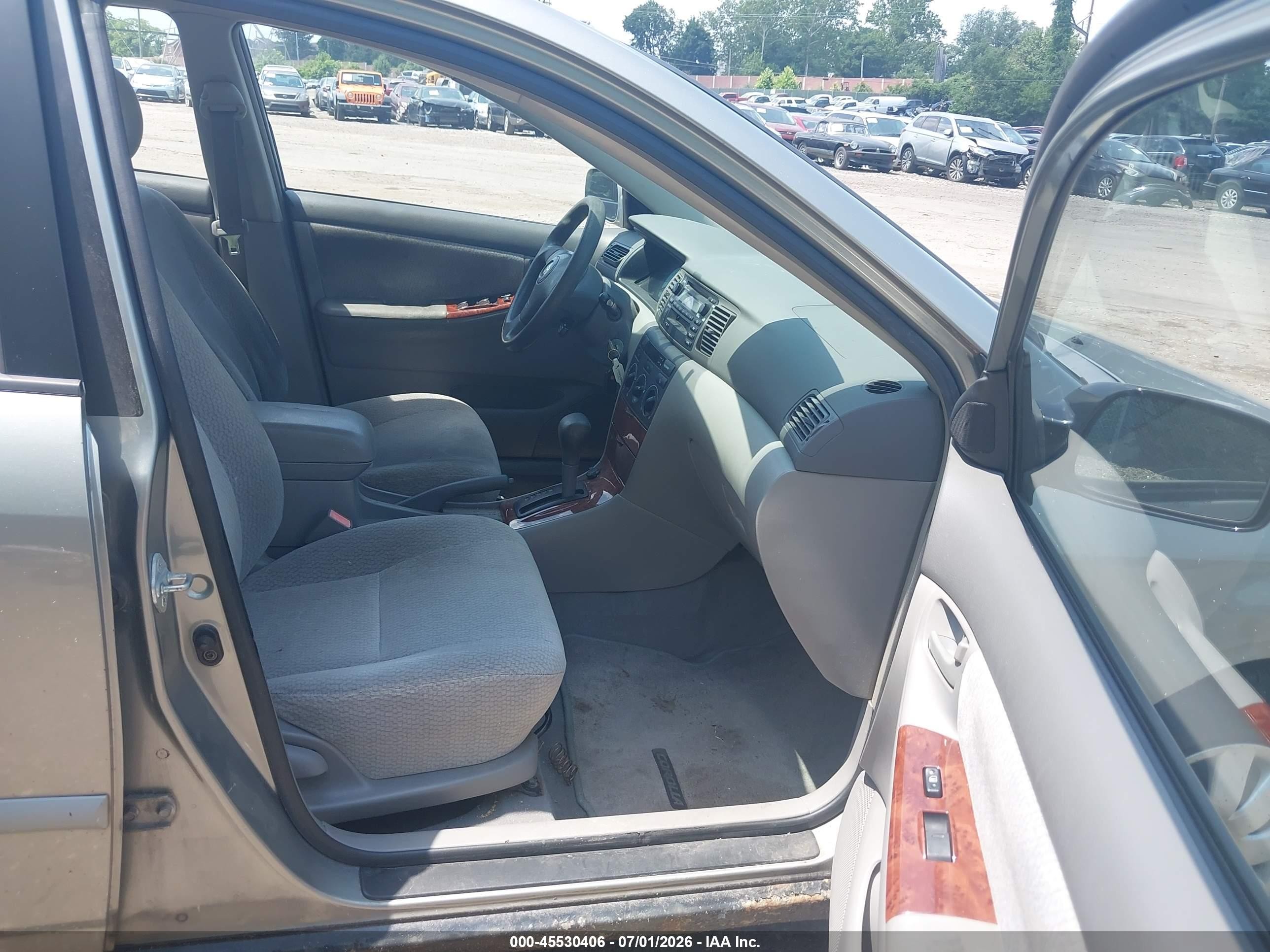 2003 Toyota Corolla Le Silver vin: JTDBR32E932013296