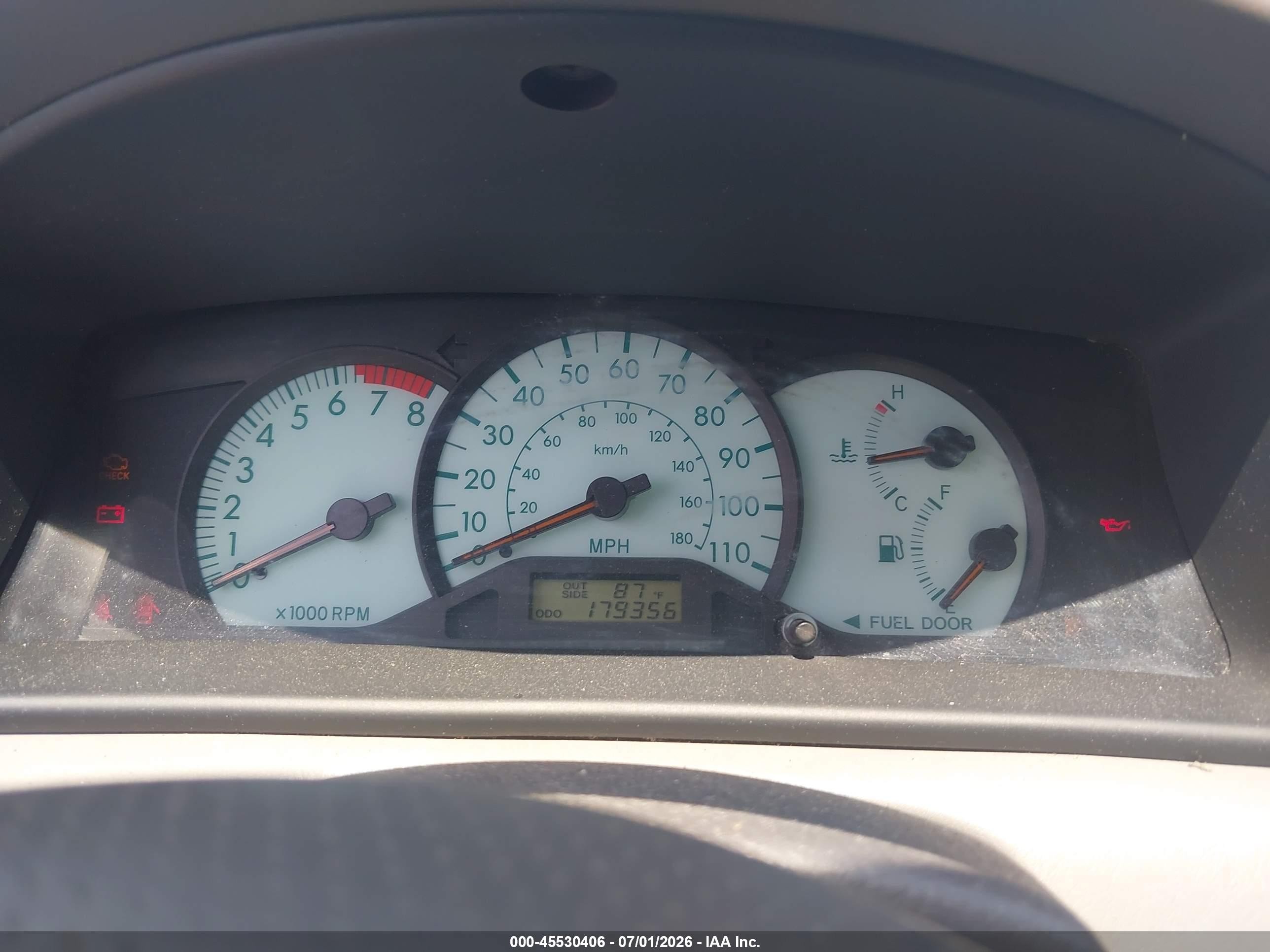 2003 Toyota Corolla Le Silver vin: JTDBR32E932013296
