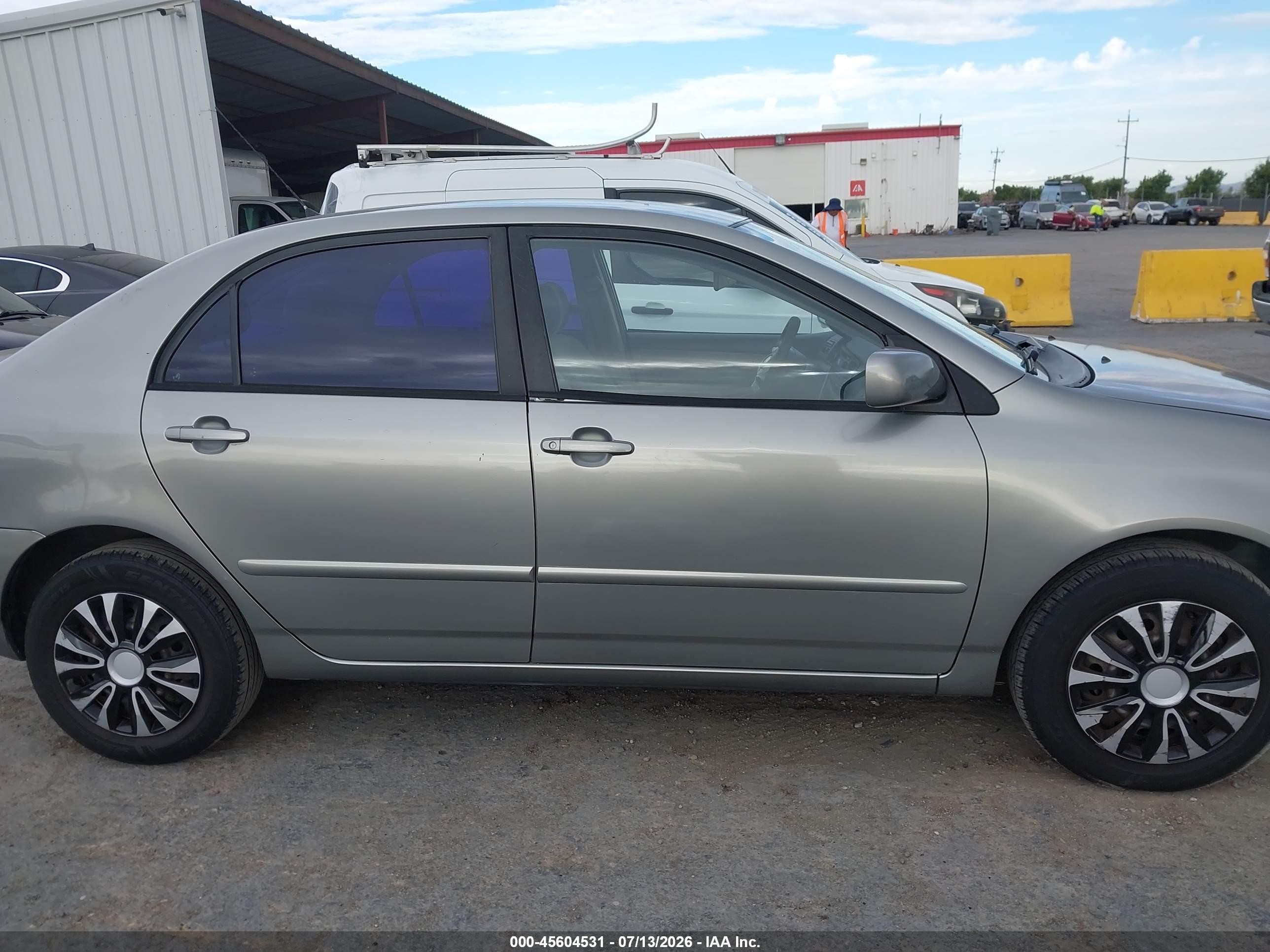 2003 Toyota Corolla Le Gray vin: JTDBR32E932016067