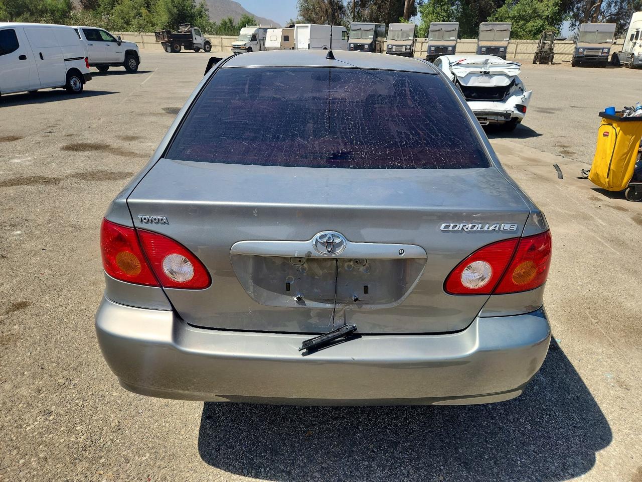 2003 Toyota Corolla Le Gray vin: JTDBR32E932016182