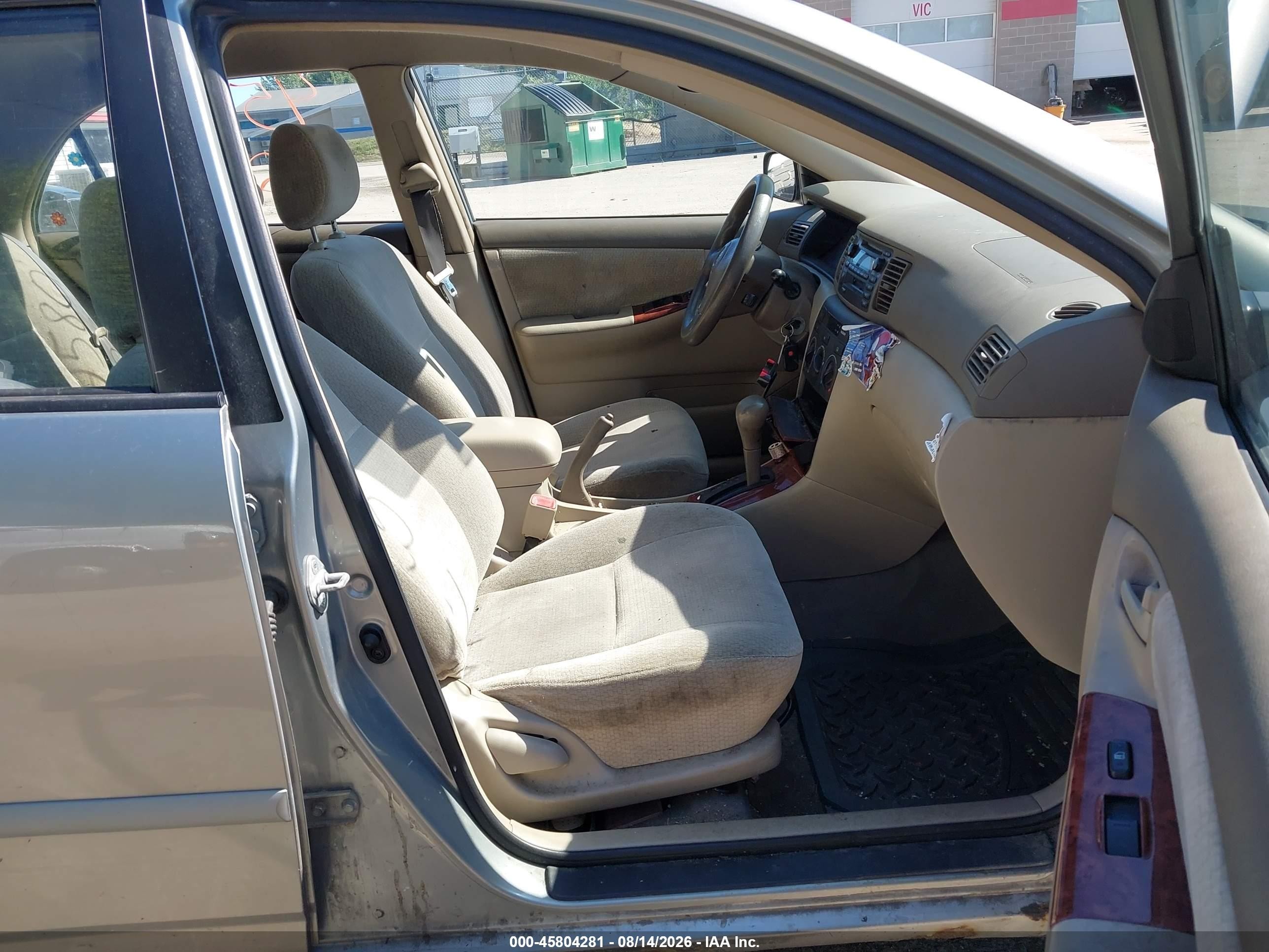 2004 Toyota Corolla Le Серый vin: JTDBR32E942021979