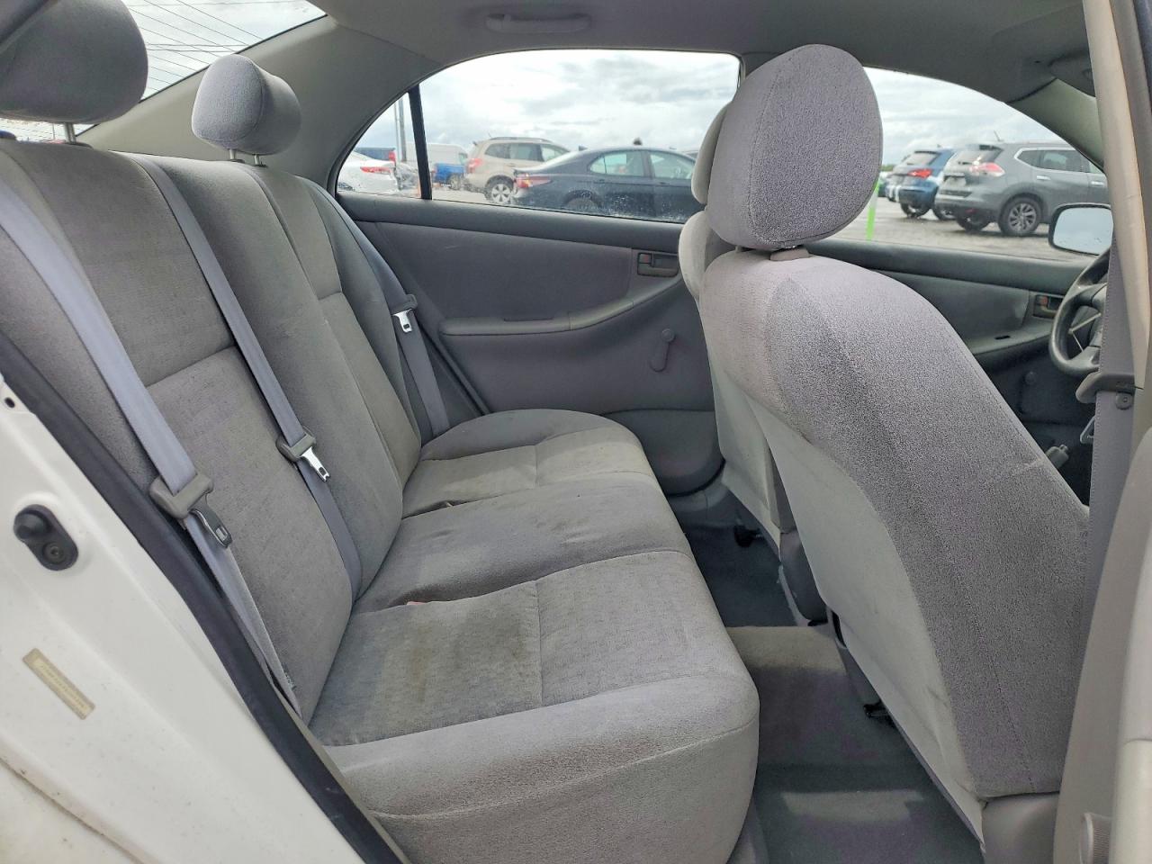 2004 Toyota Corolla Ce Белый vin: JTDBR32E942033081