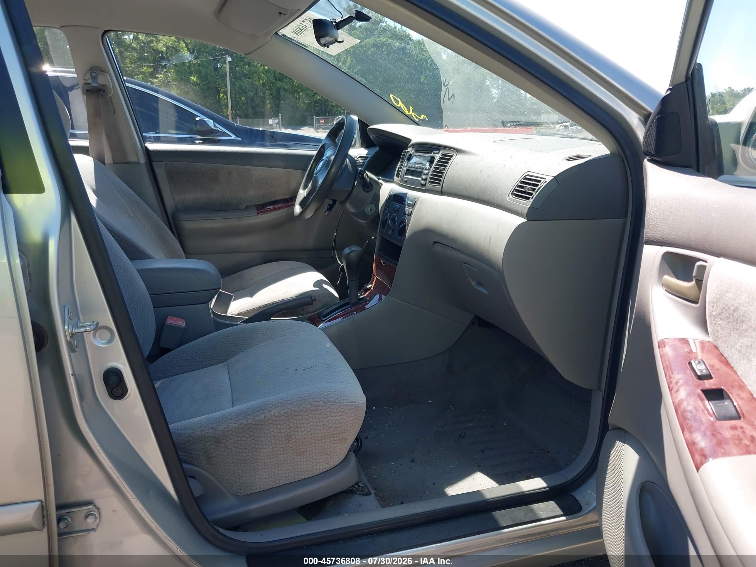 2004 Toyota Corolla Le Silver vin: JTDBR32E942034151