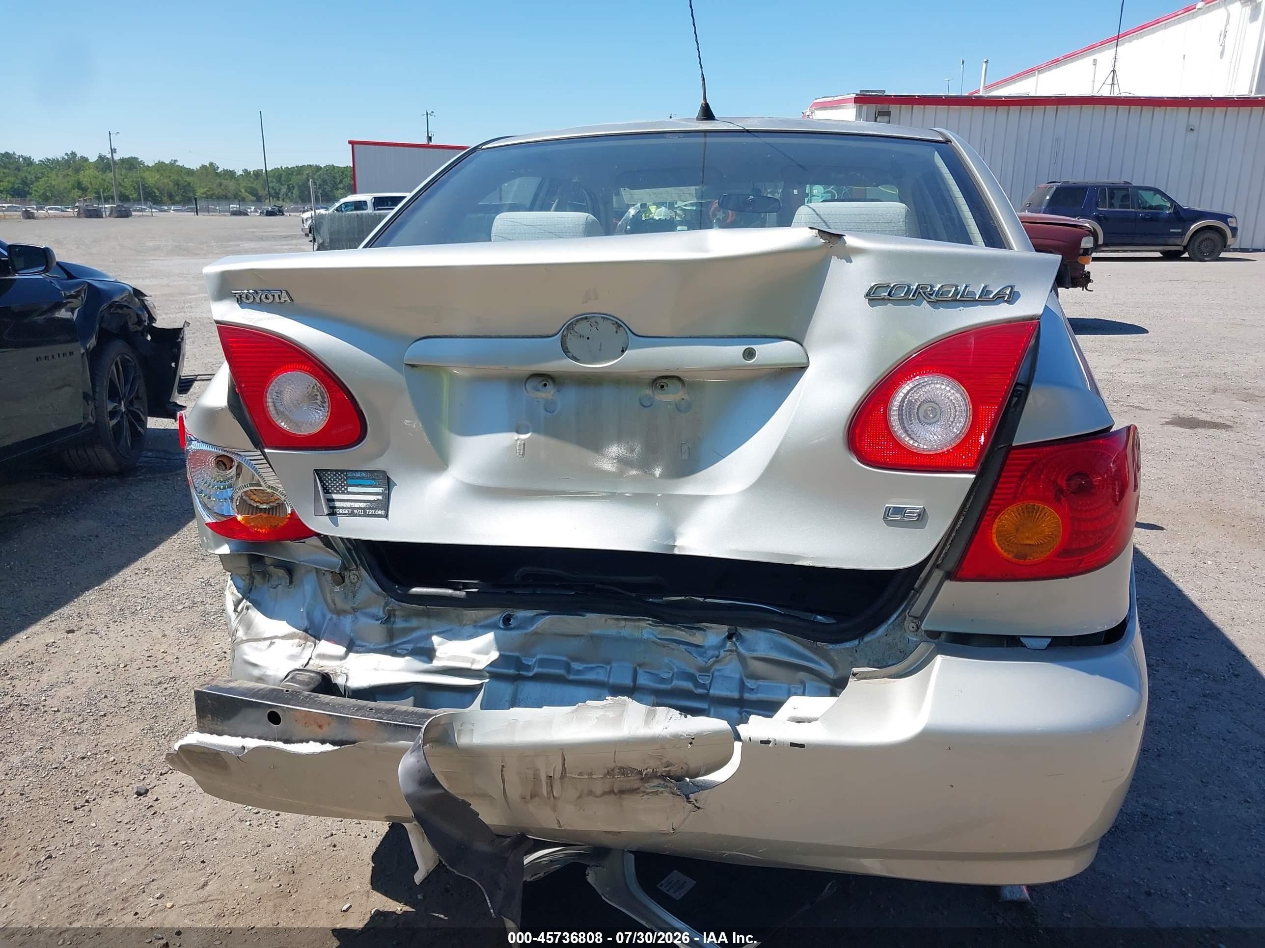 2004 Toyota Corolla Le Silver vin: JTDBR32E942034151