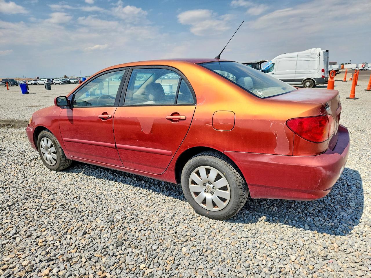 2004 Toyota Corolla Le Red vin: JTDBR32E942036126