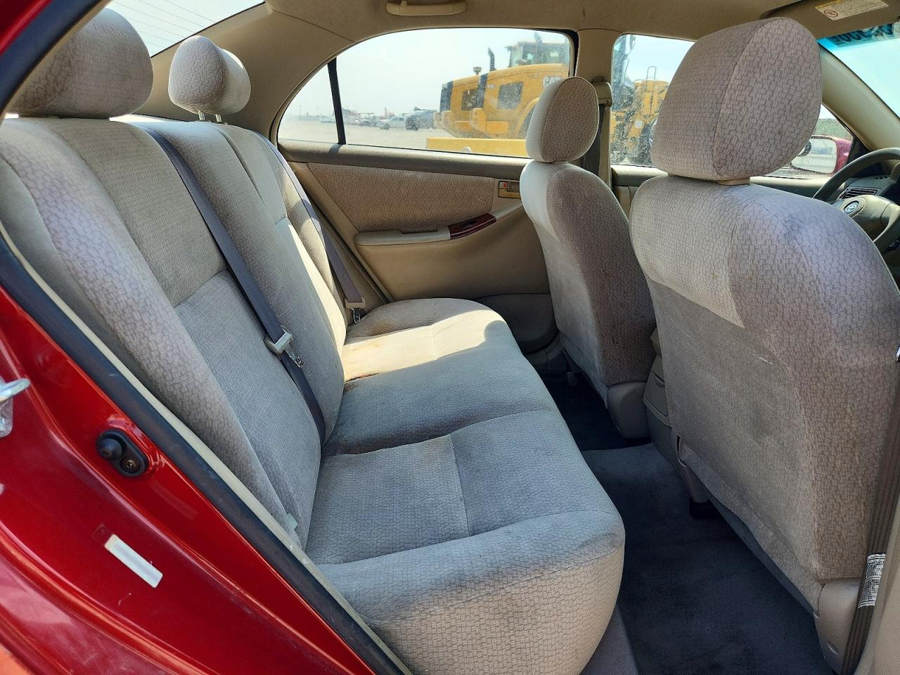 2004 Toyota Corolla Le Red vin: JTDBR32E942036126