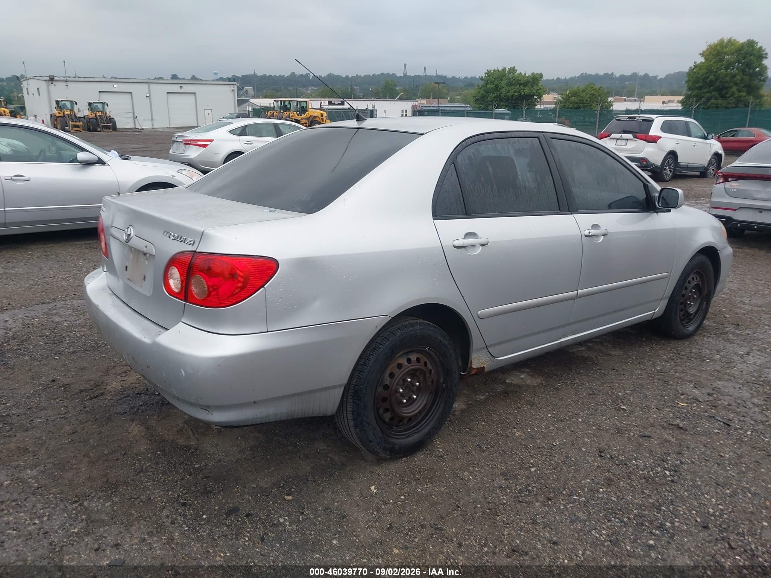 2005 Toyota Corolla Le Silver vin: JTDBR32E952056717