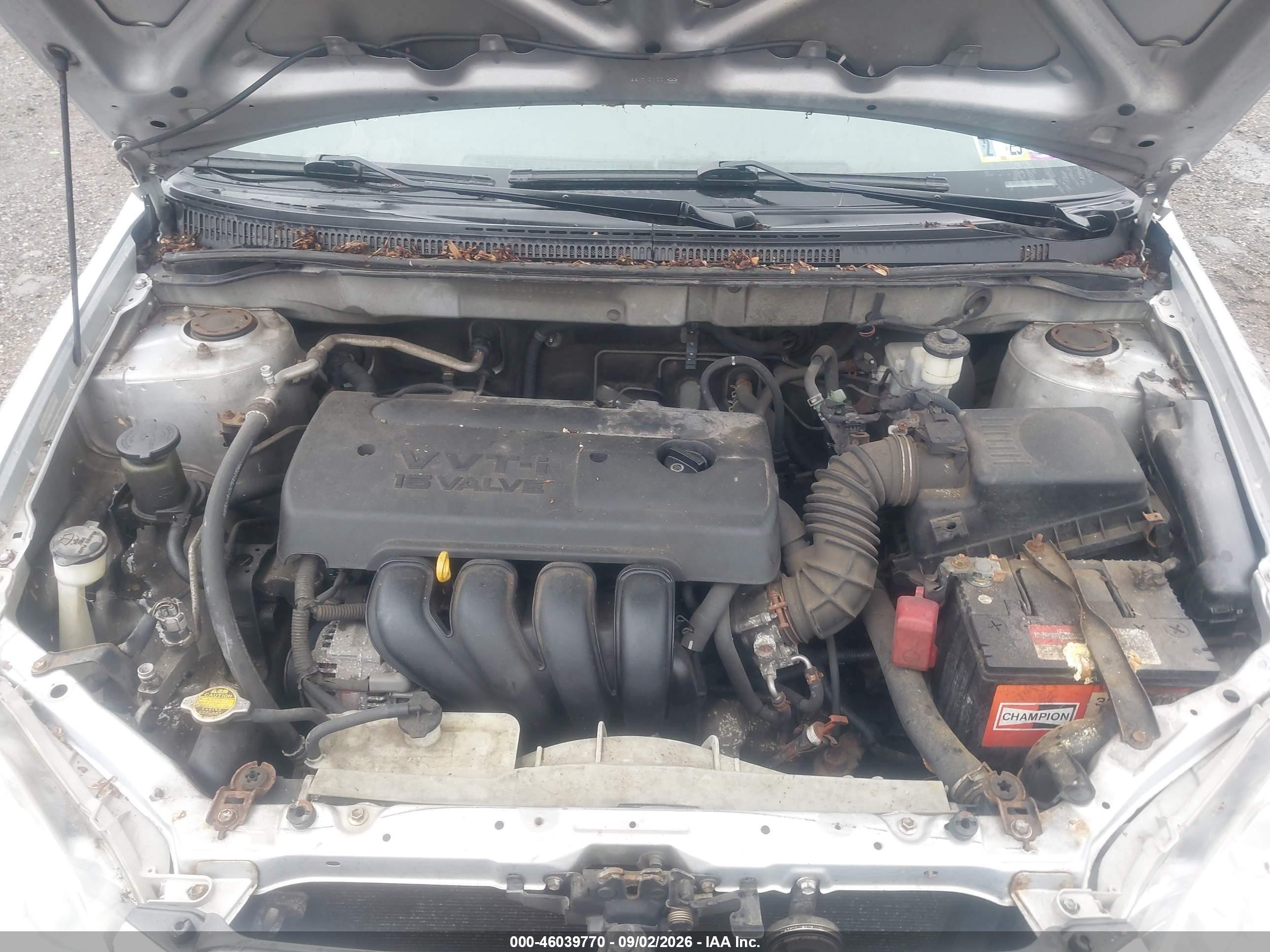 2005 Toyota Corolla Le Silver vin: JTDBR32E952056717