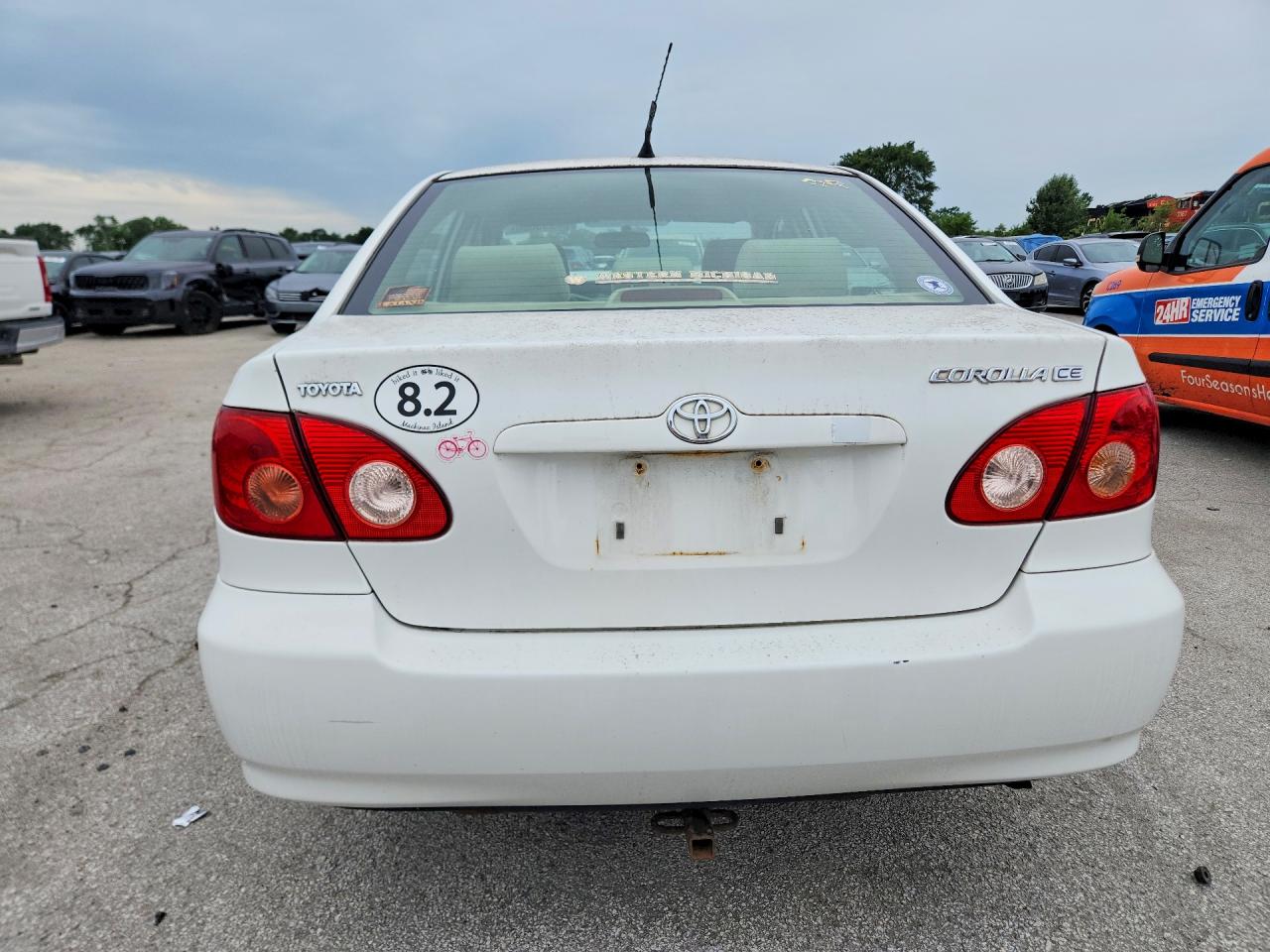 2006 Toyota Corolla Ce White vin: JTDBR32E960066368