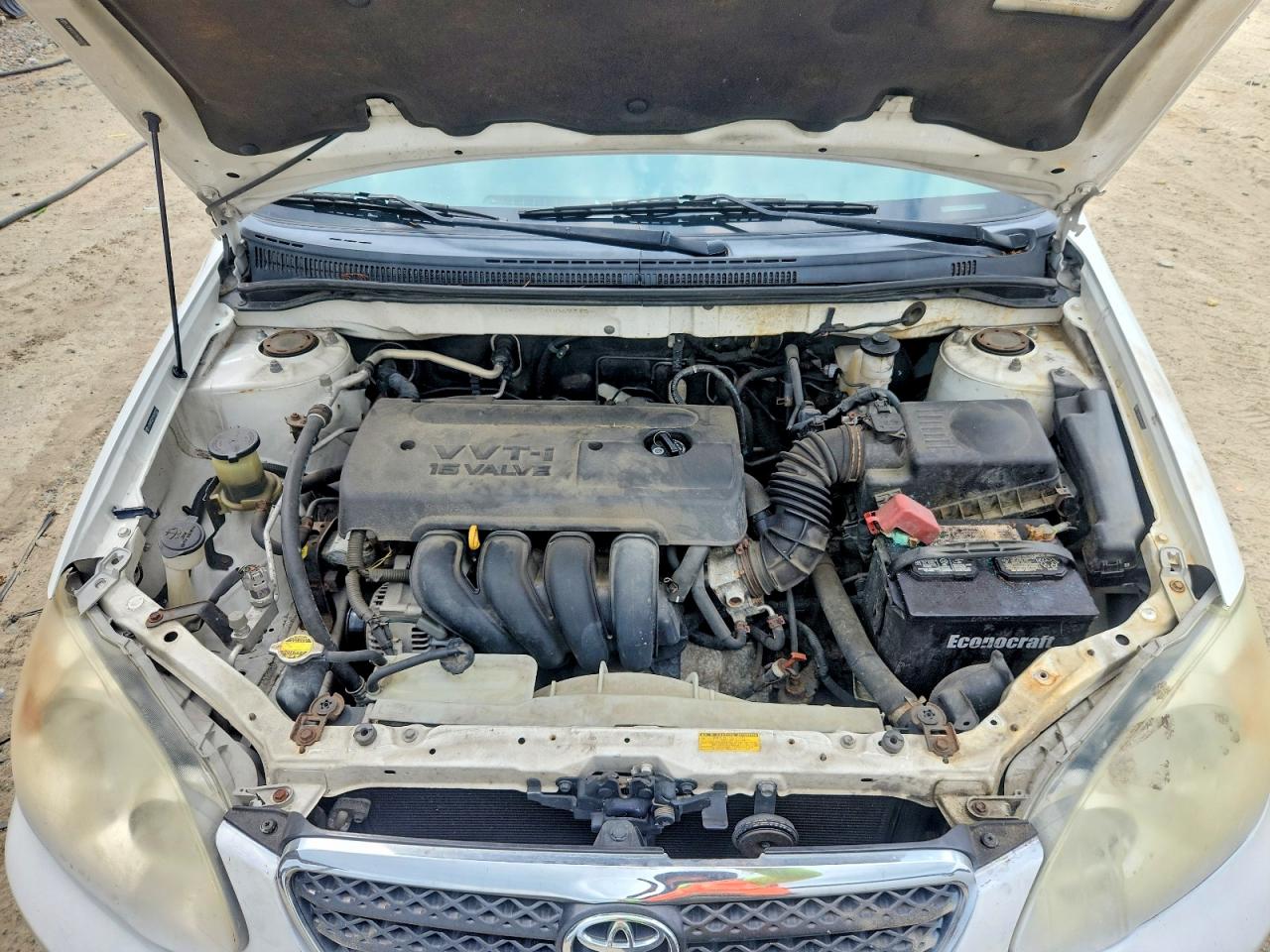 2006 Toyota Corolla Le White vin: JTDBR32E960069318