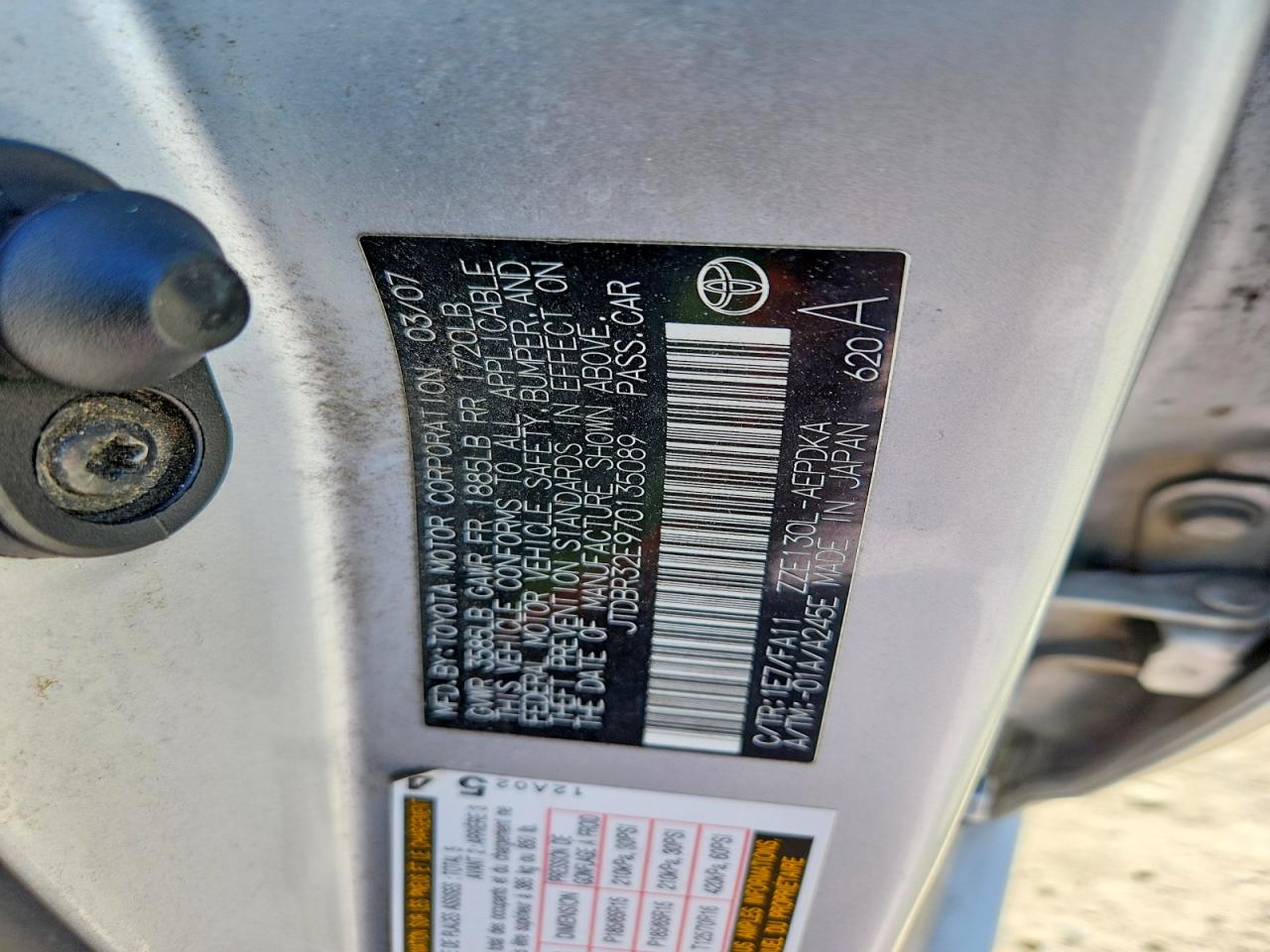 2007 Toyota Corolla Ce Silver vin: JTDBR32E970135089