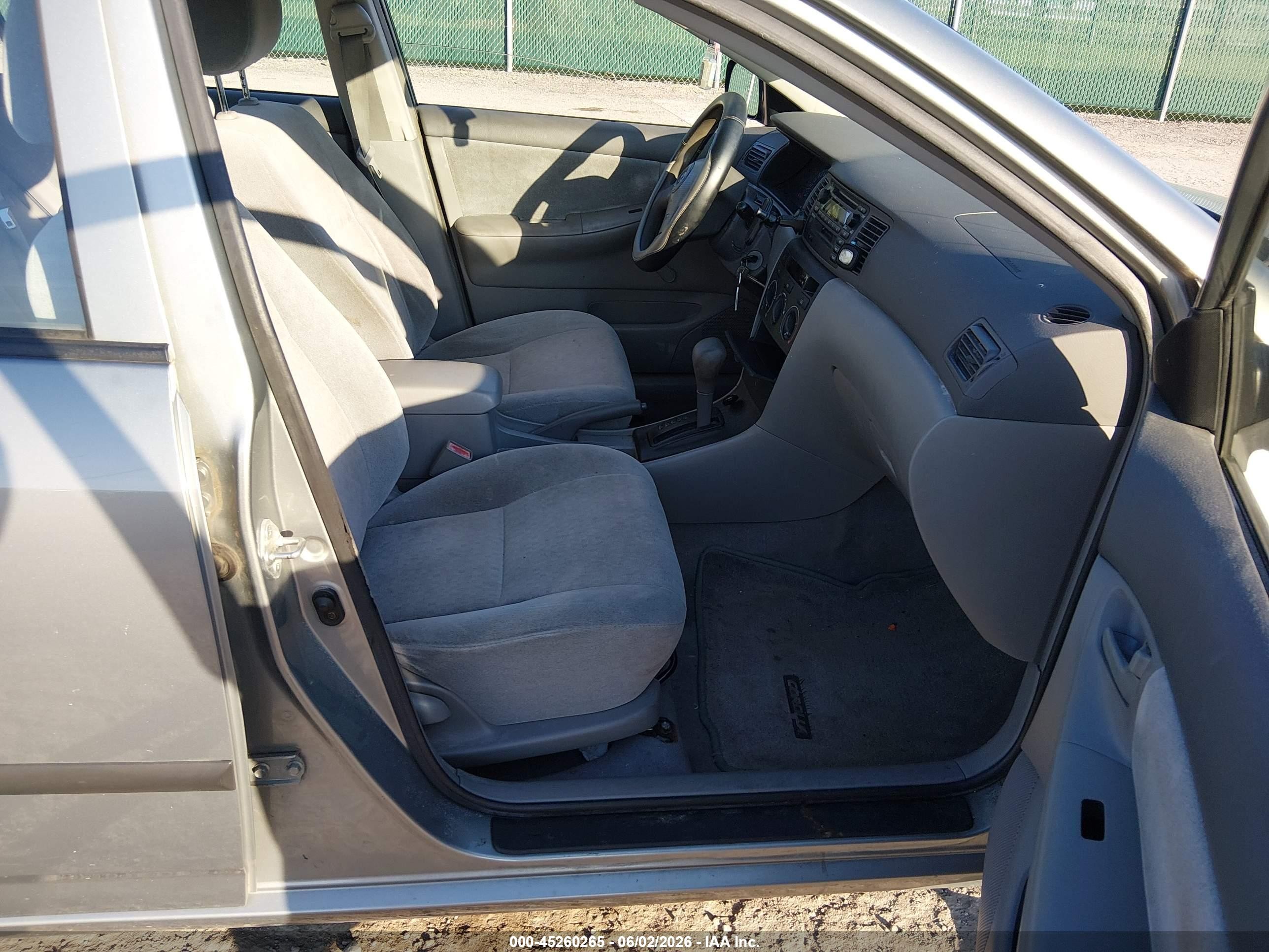 2003 Toyota Corolla Ce Серый vin: JTDBR32EX30038784