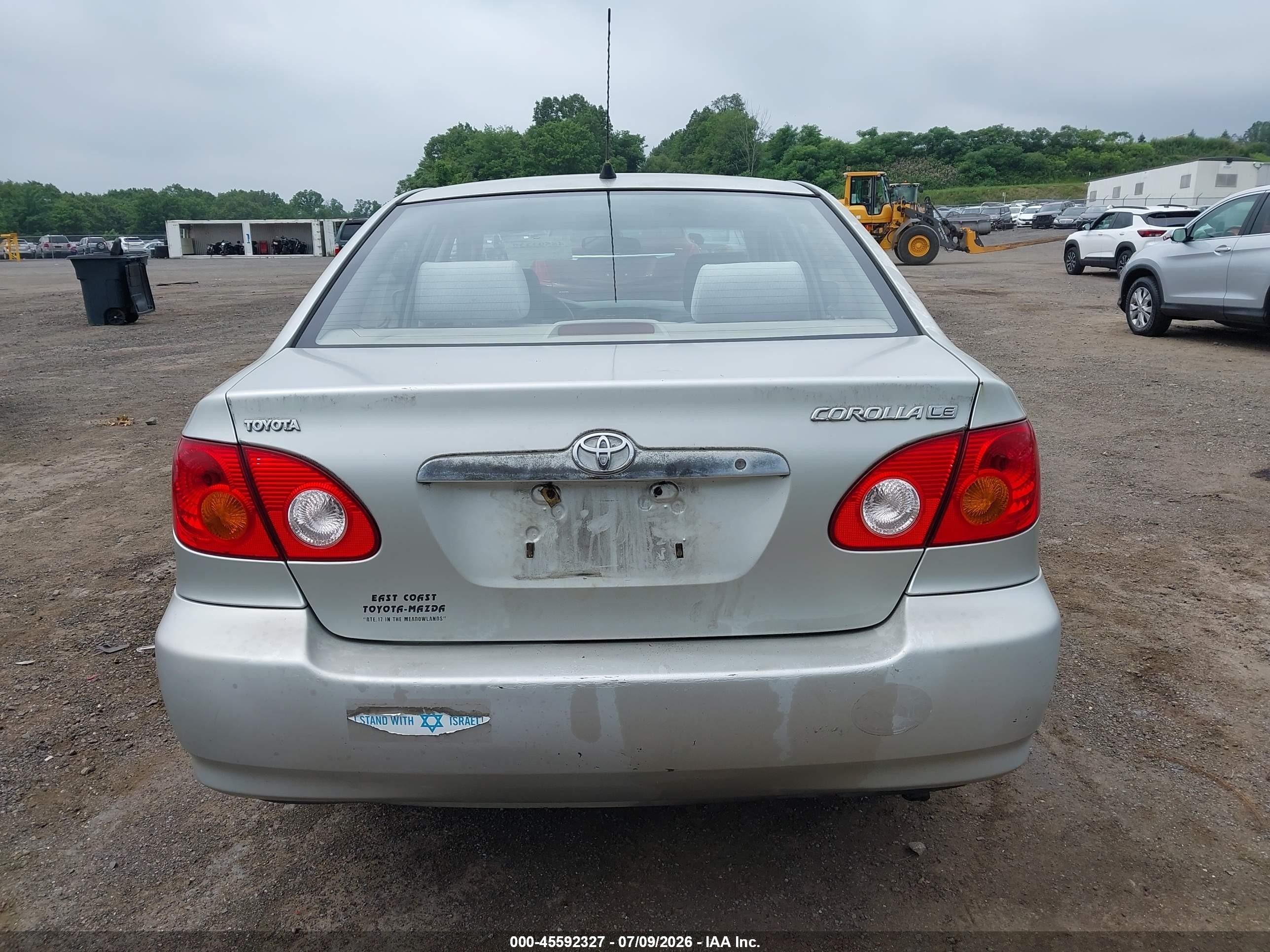 2004 Toyota Corolla Le Silver vin: JTDBR32EX42033705