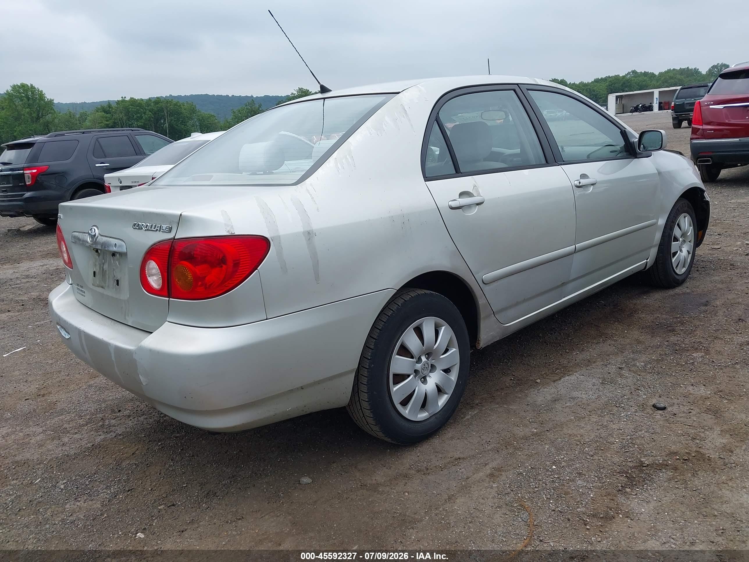 2004 Toyota Corolla Le Silver vin: JTDBR32EX42033705