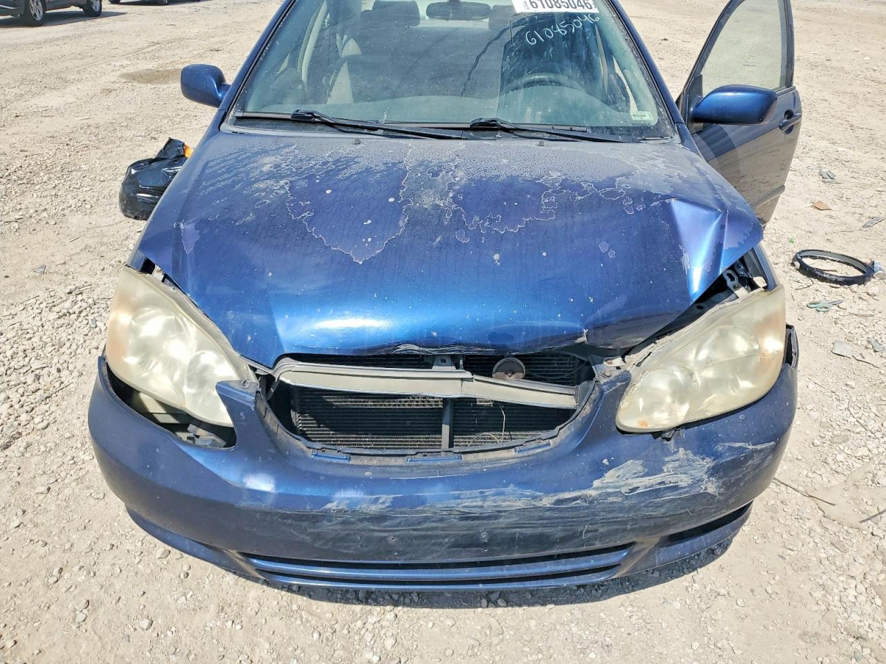 2004 Toyota Corolla Le Blue vin: JTDBR32EX42036961