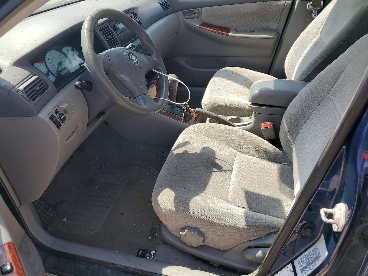 2004 Toyota Corolla Le Blue vin: JTDBR32EX42036961