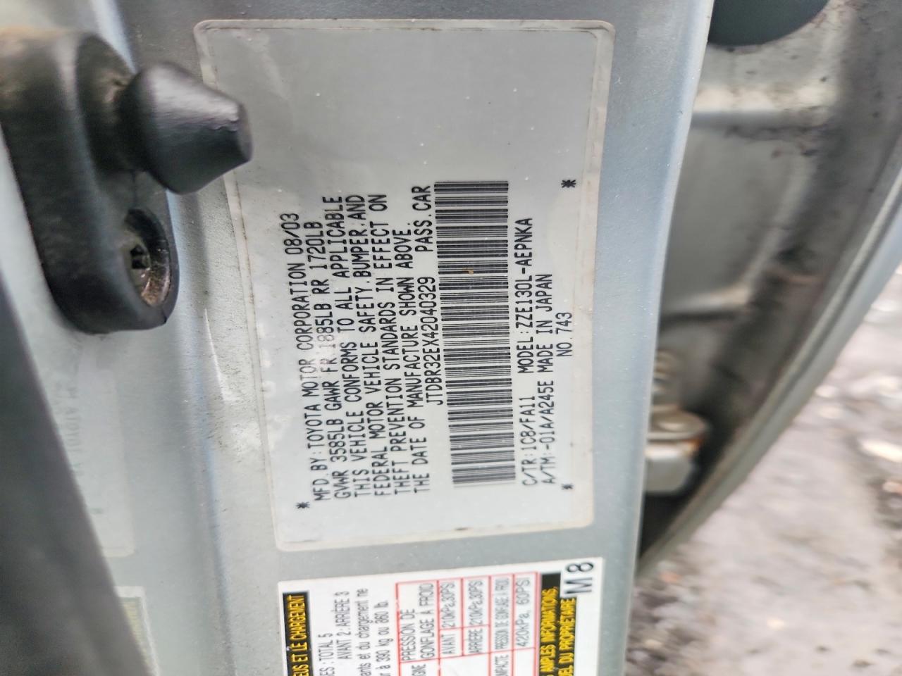 2004 Toyota Corolla Le Silver vin: JTDBR32EX42040329