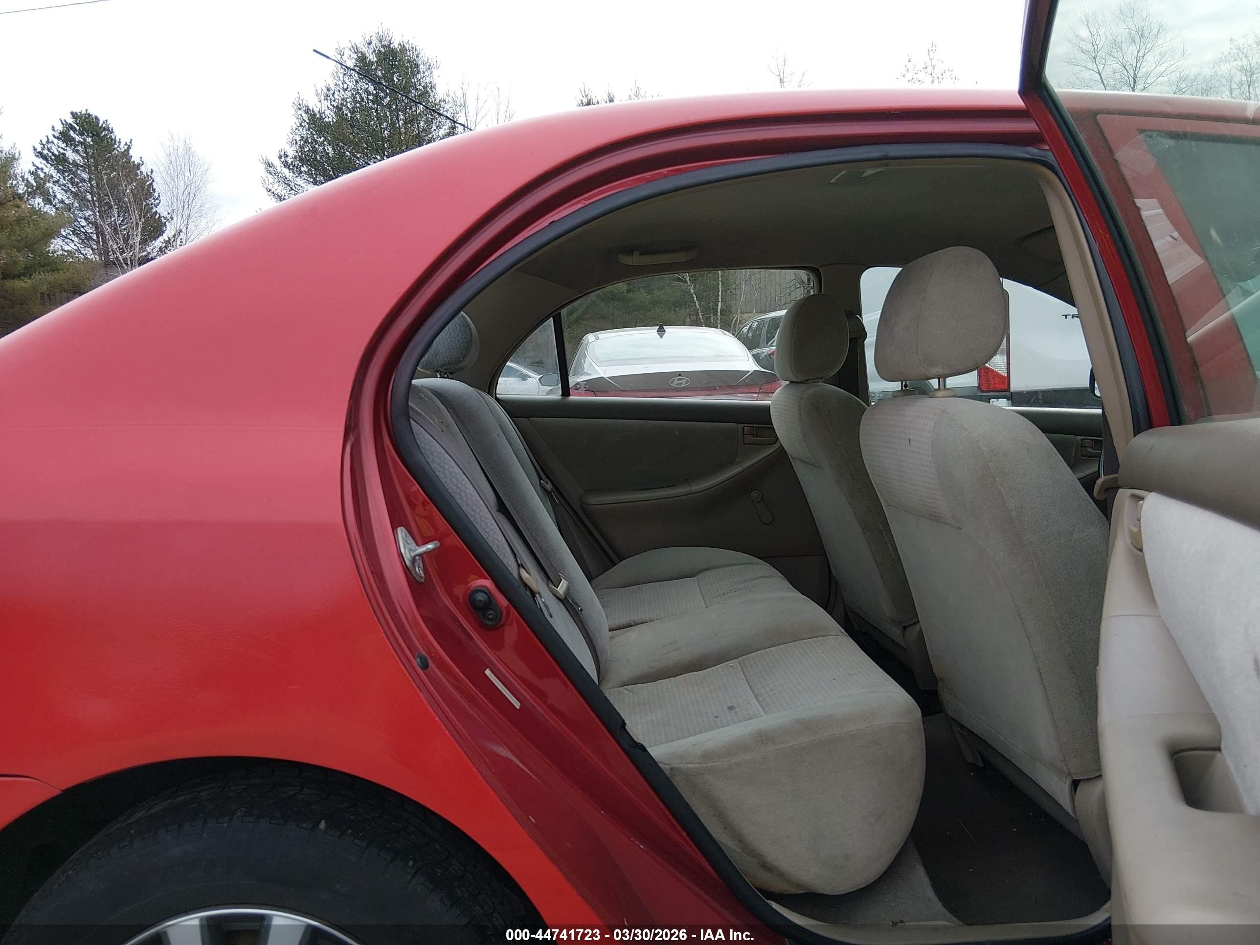 2005 Toyota Corolla Ce Красный vin: JTDBR32EX52058265
