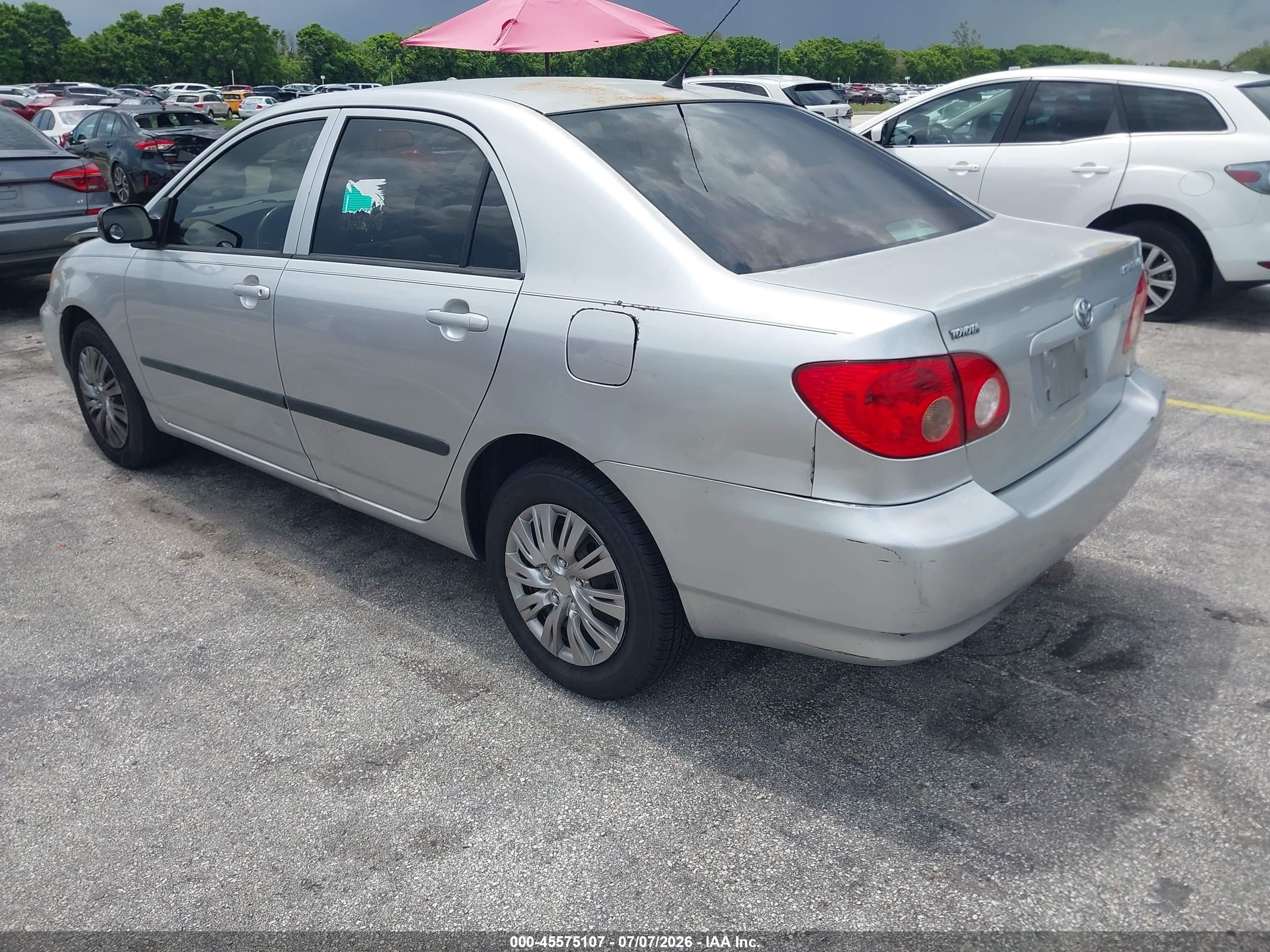 2005 Toyota Corolla Ce Silver vin: JTDBR32EX52059626