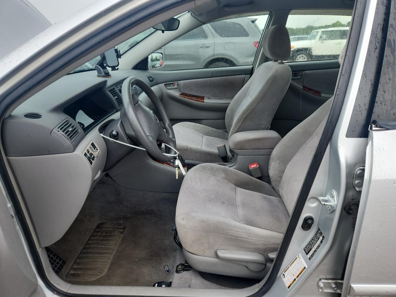 2006 Toyota Corolla Le Silver vin: JTDBR32EX60060773