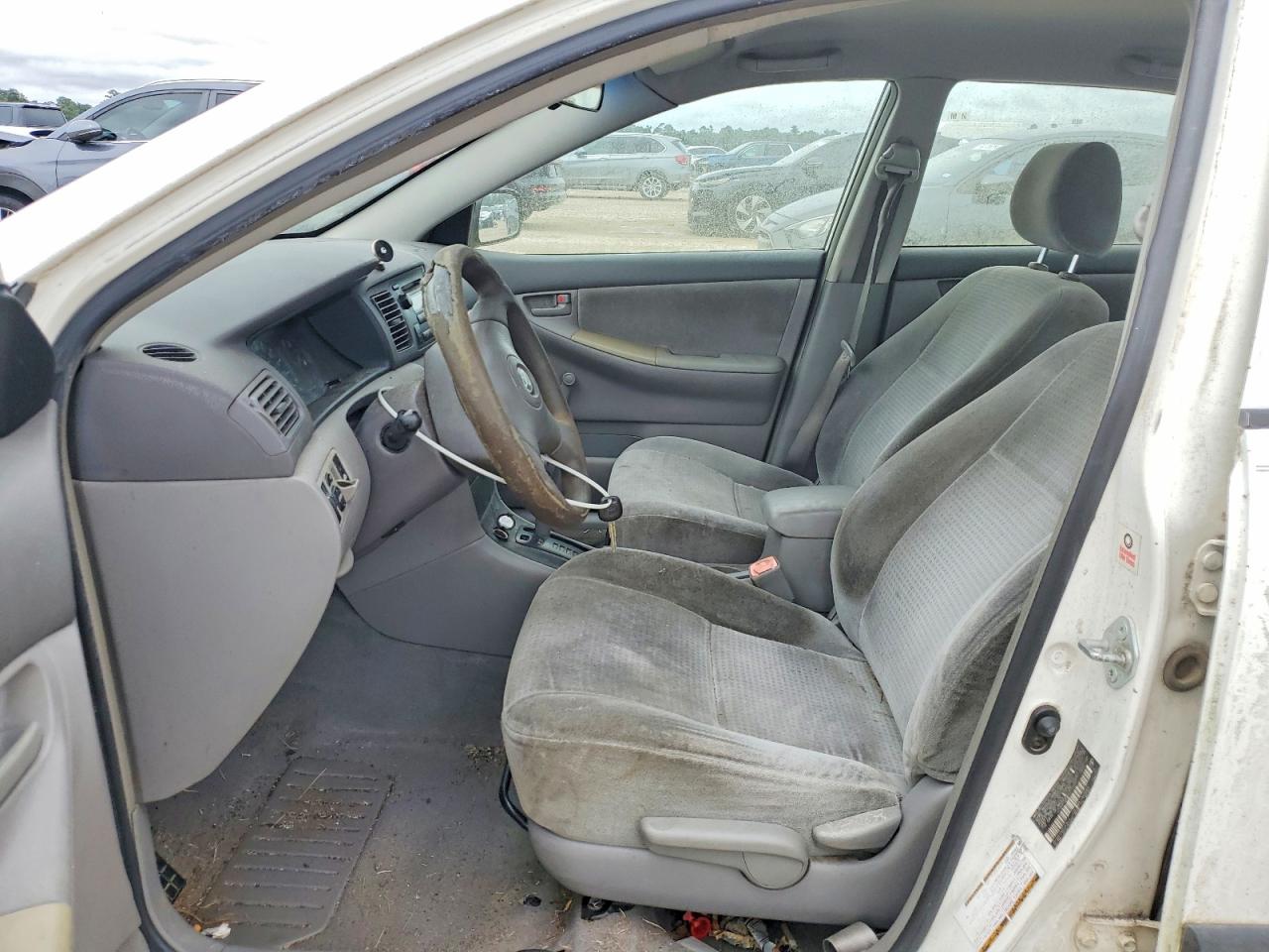 2006 Toyota Corolla Ce White vin: JTDBR32EX60072325
