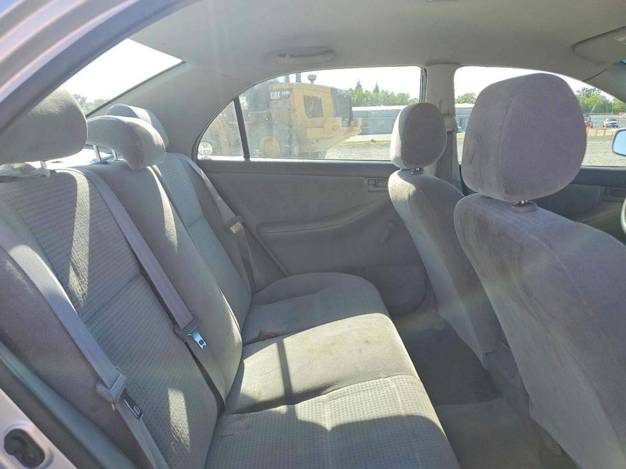 2006 Toyota Corolla Ce Silver vin: JTDBR32EX60077685