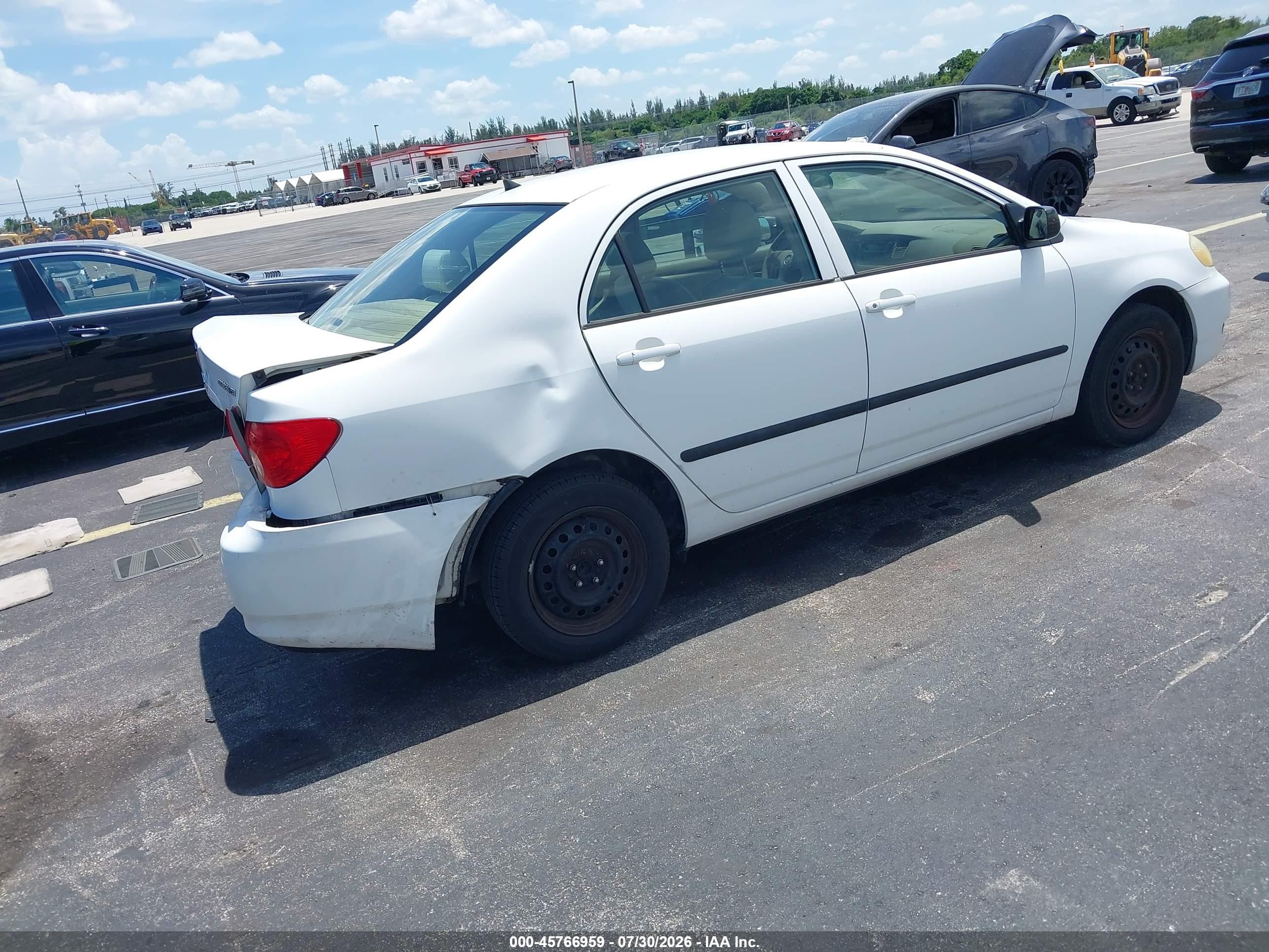 2006 Toyota Corolla Ce White vin: JTDBR32EX60082501
