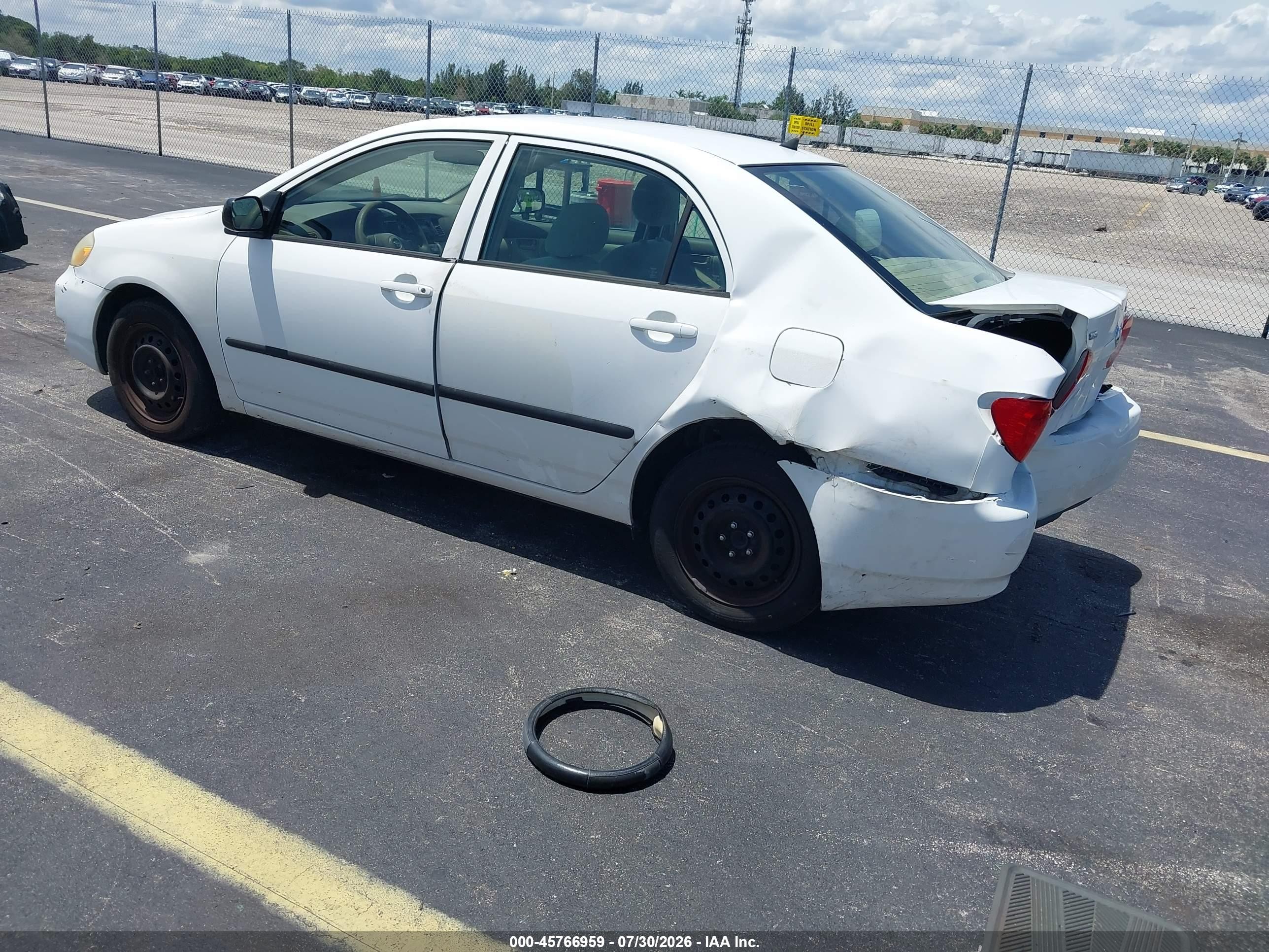 2006 Toyota Corolla Ce White vin: JTDBR32EX60082501