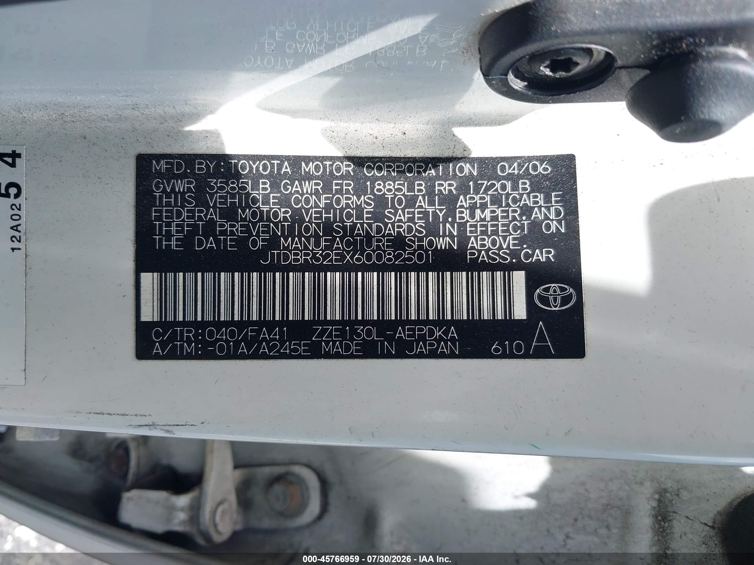 2006 Toyota Corolla Ce White vin: JTDBR32EX60082501