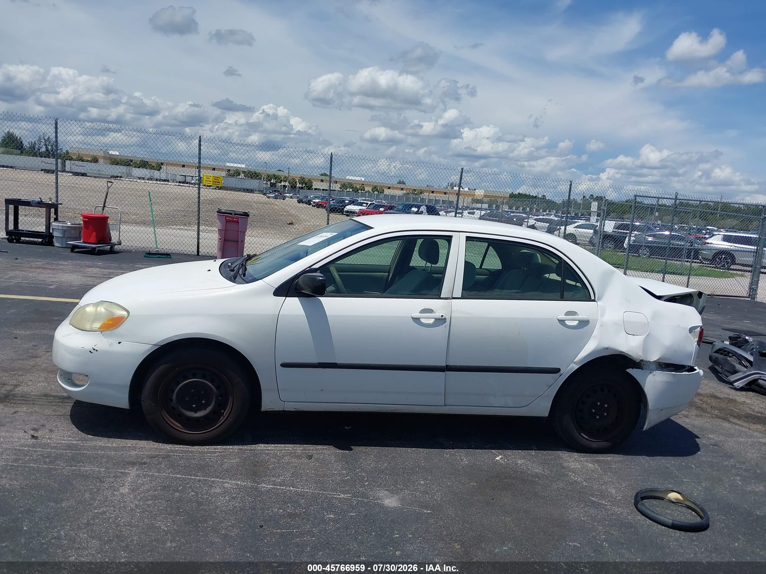 2006 Toyota Corolla Ce White vin: JTDBR32EX60082501