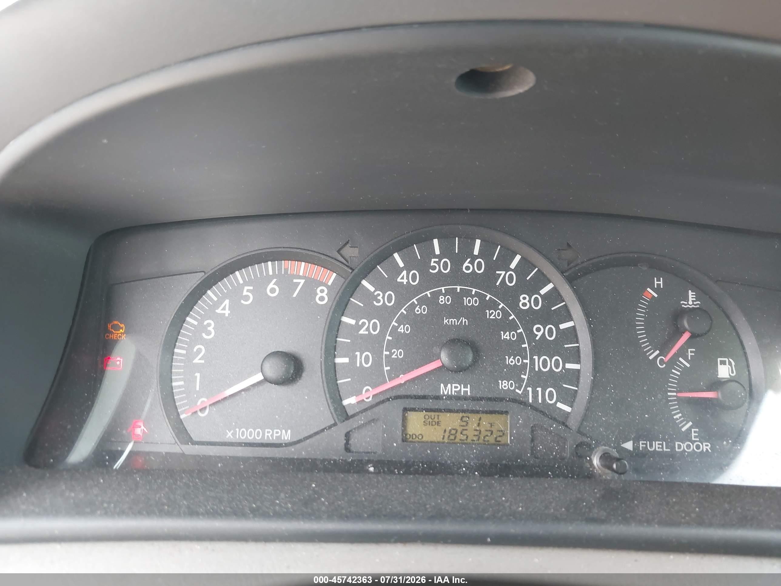 2007 Toyota Corolla Ce Silver vin: JTDBR32EX70114171