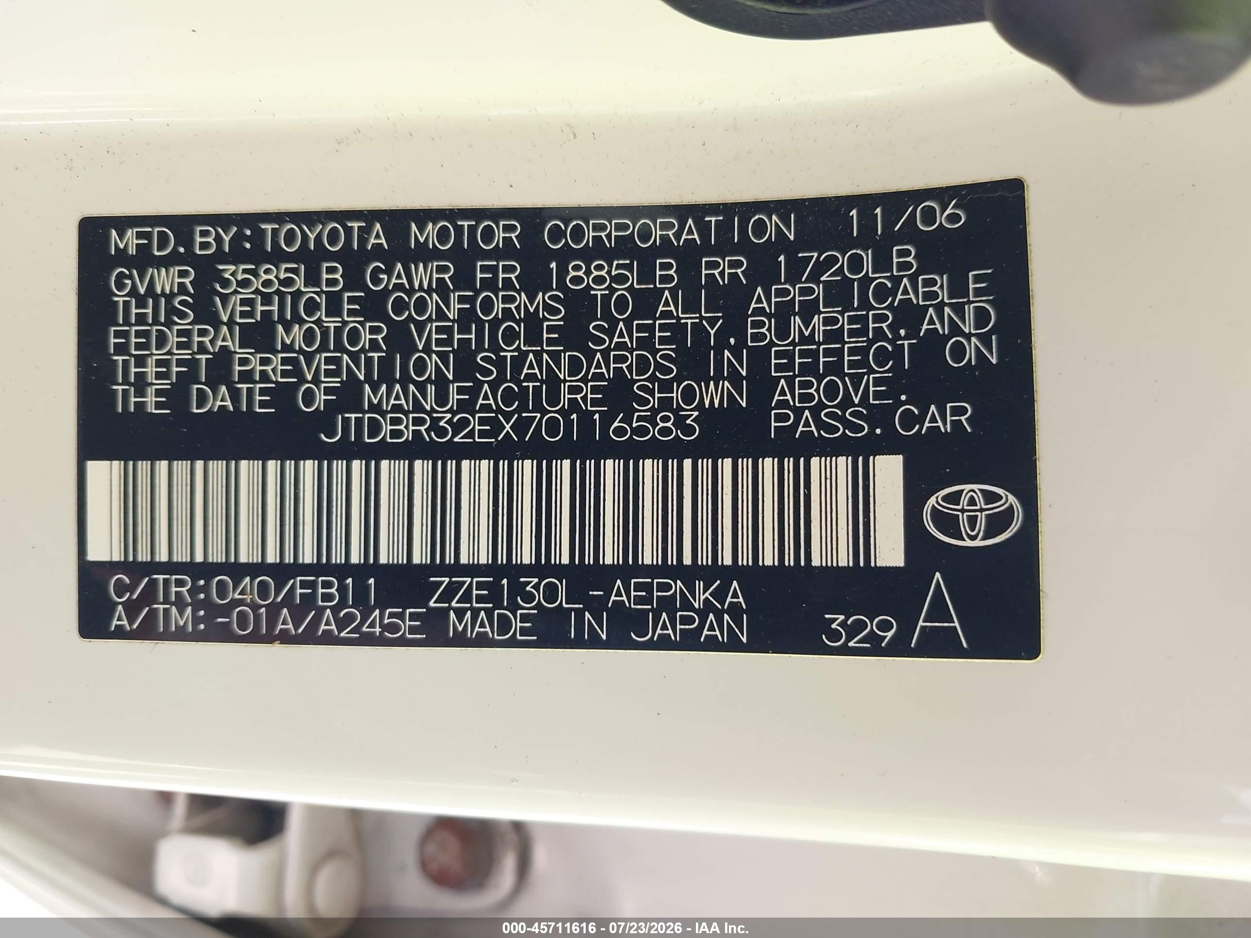 2007 Toyota Corolla Le White vin: JTDBR32EX70116583